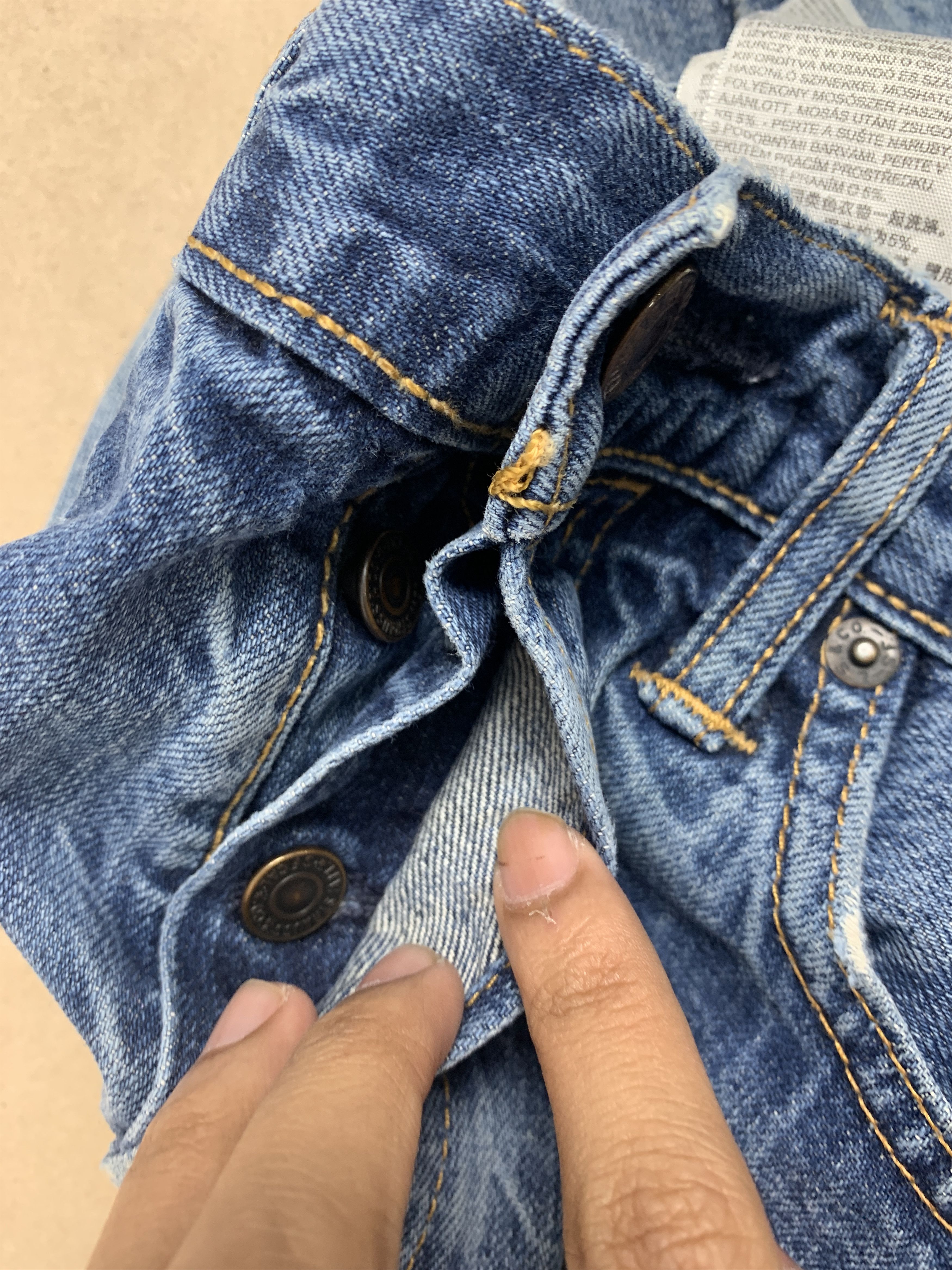 Levi's Vintage LEVI'S 562 Distressed Faded Loose Straight Jeans Size US 32 / EU 48 - 23 Thumbnail