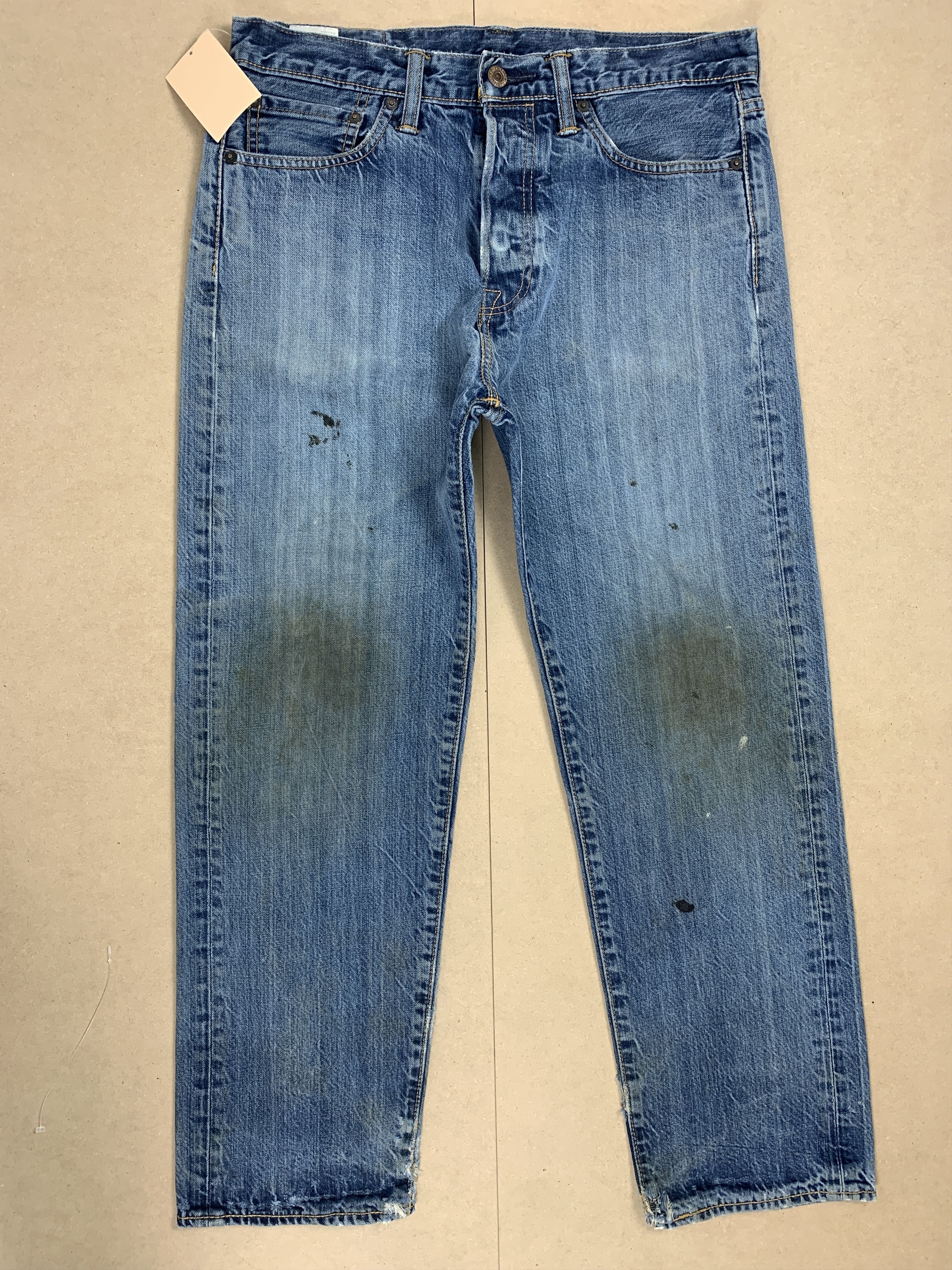 Levi's Vintage LEVI'S 562 Distressed Faded Loose Straight Jeans Size US 32 / EU 48 - 1 Thumbnail