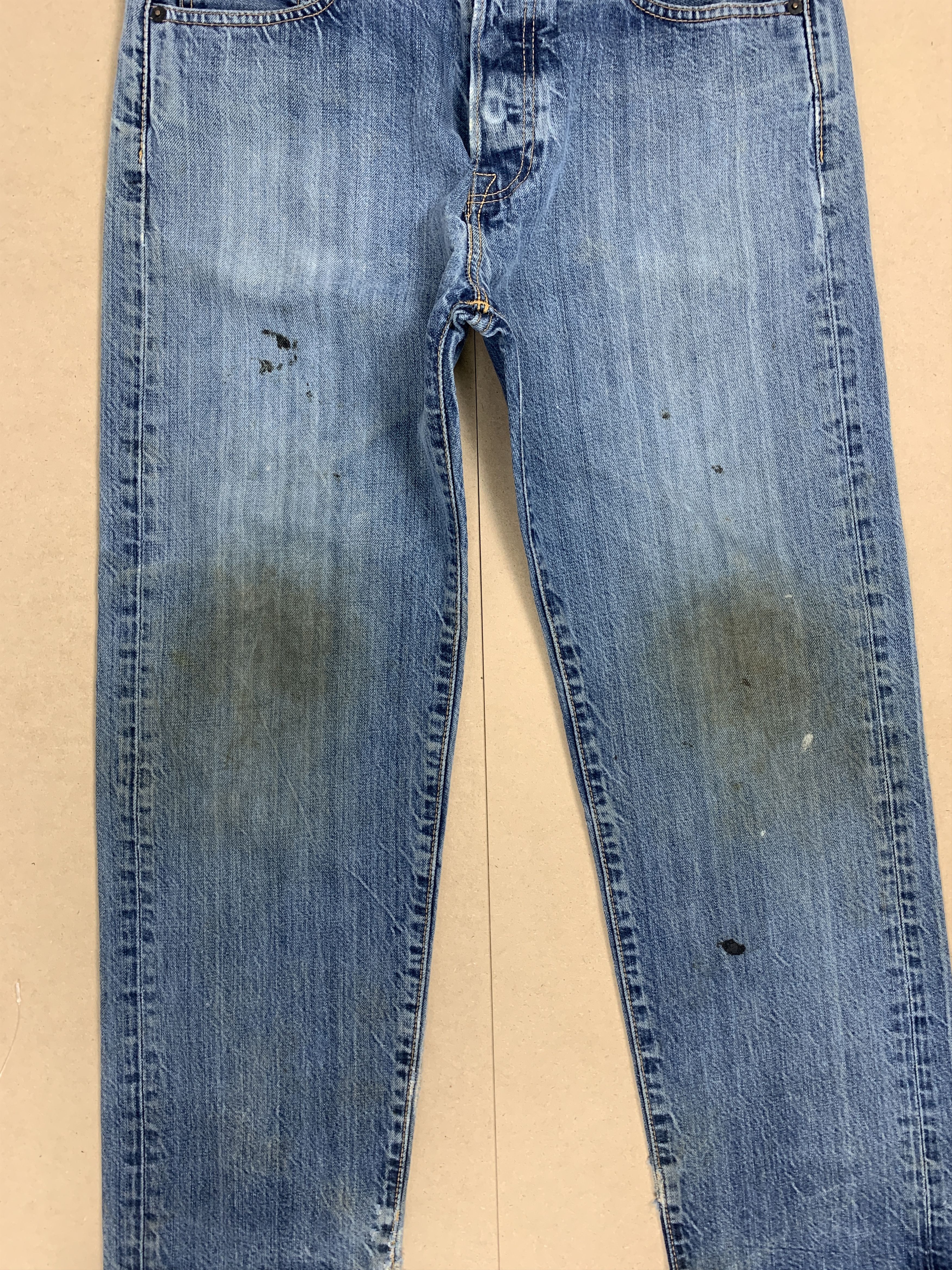 Levi's Vintage LEVI'S 562 Distressed Faded Loose Straight Jeans Size US 32 / EU 48 - 5 Thumbnail