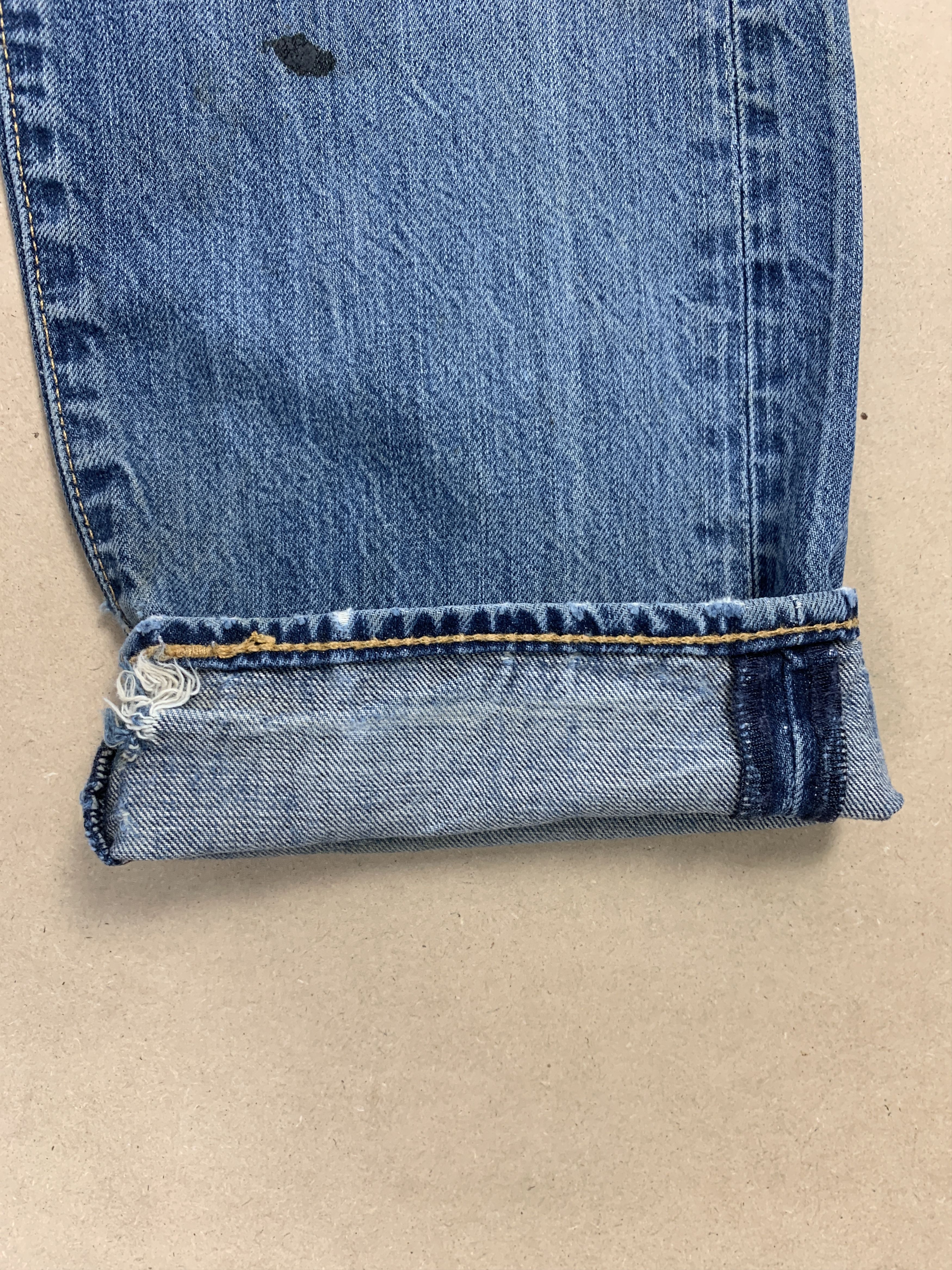Levi's Vintage LEVI'S 562 Distressed Faded Loose Straight Jeans Size US 32 / EU 48 - 6 Thumbnail