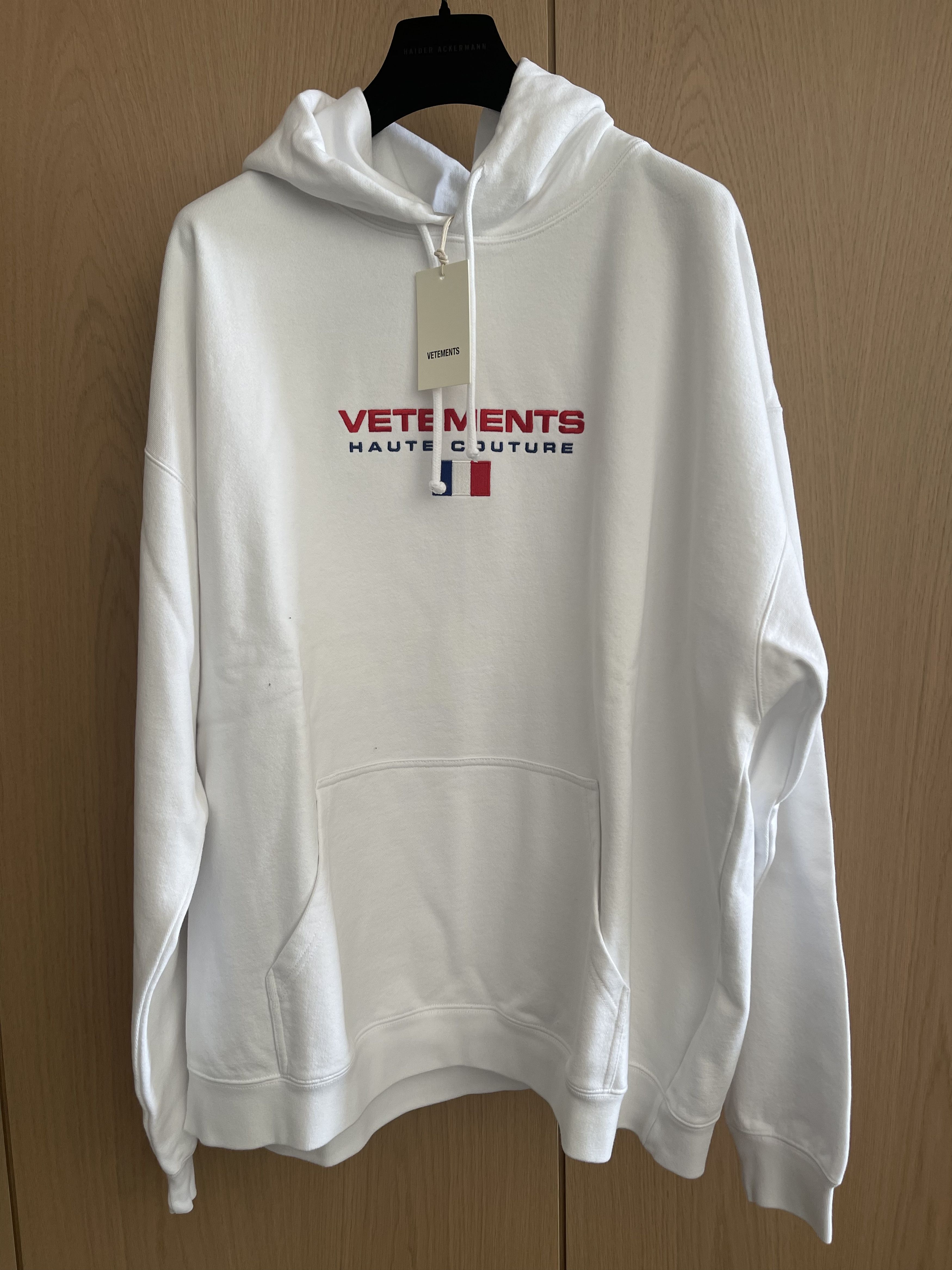 Vetements New with Tag, Haute Couture Logo Hooded Sweatshirt In White Size US L / EU 52-54 / 3 - 6 Thumbnail