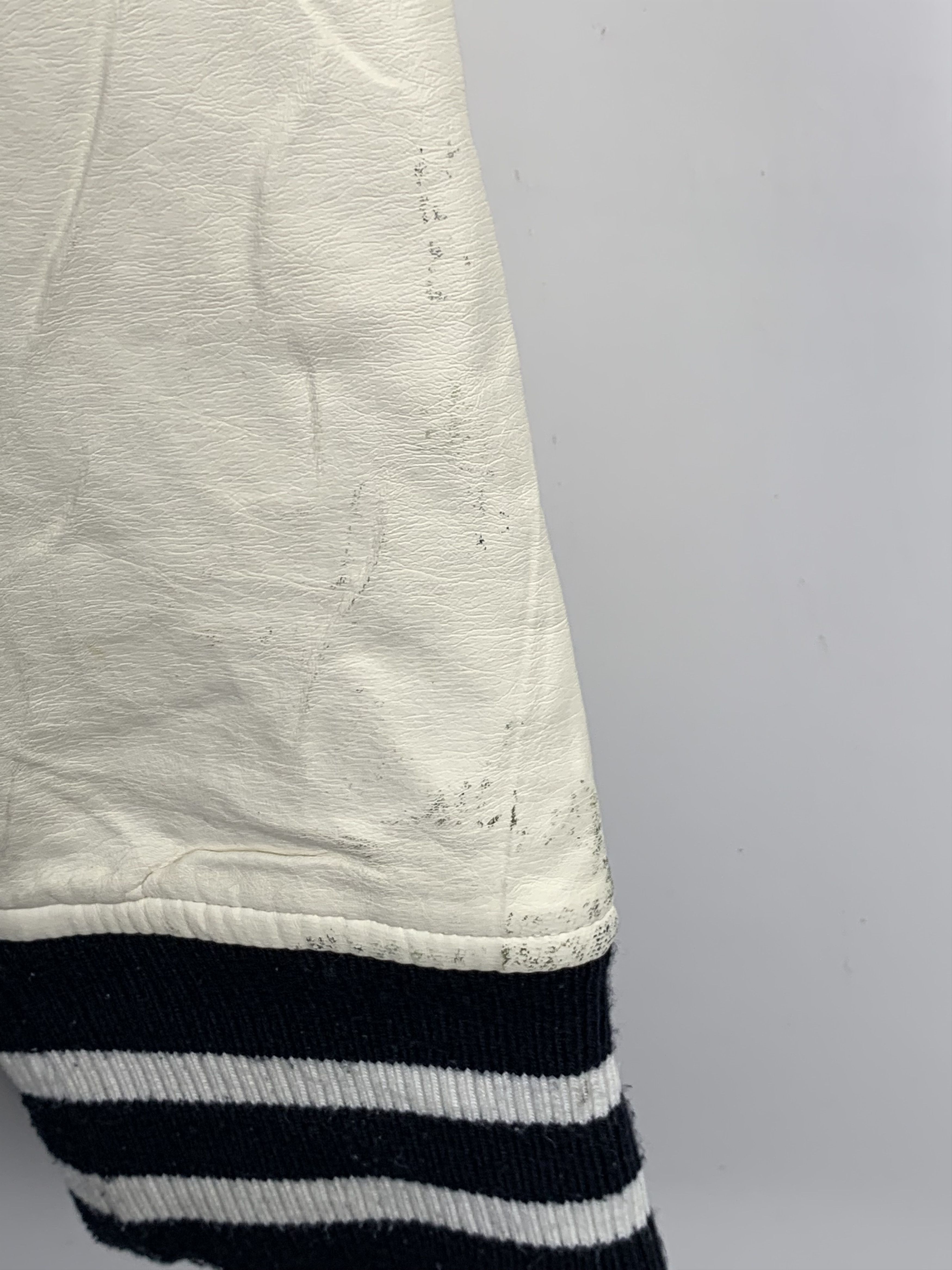 Vintage Vintage Lovetoxic Embroidery Varsity Jacket J0369 Size S / US 4 / IT 40 - 12 Thumbnail