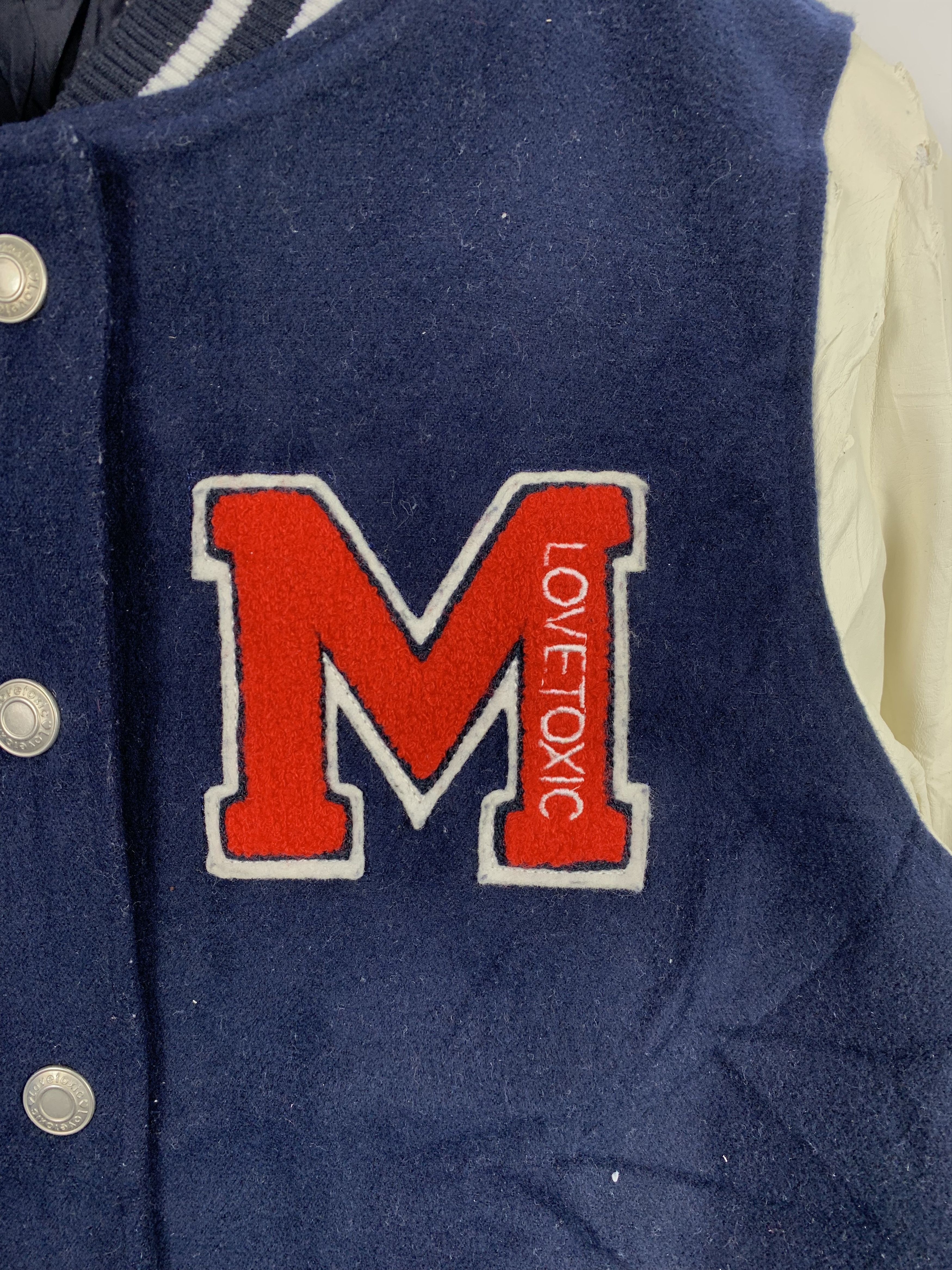 Vintage Vintage Lovetoxic Embroidery Varsity Jacket J0369 Size S / US 4 / IT 40 - 5 Thumbnail