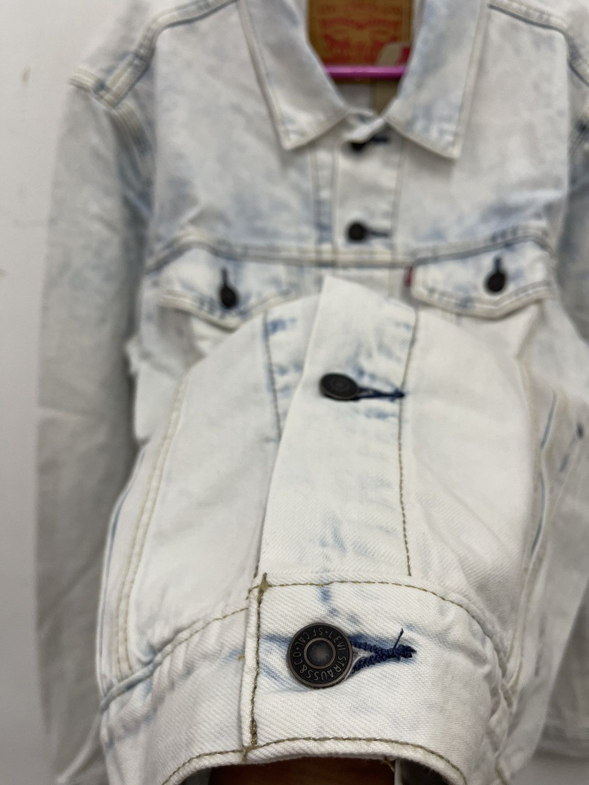 Levi's Rare LEVI’S Acid Wash Denim Trucker Jacket Size US M / EU 48-50 / 2 - 2 Thumbnail