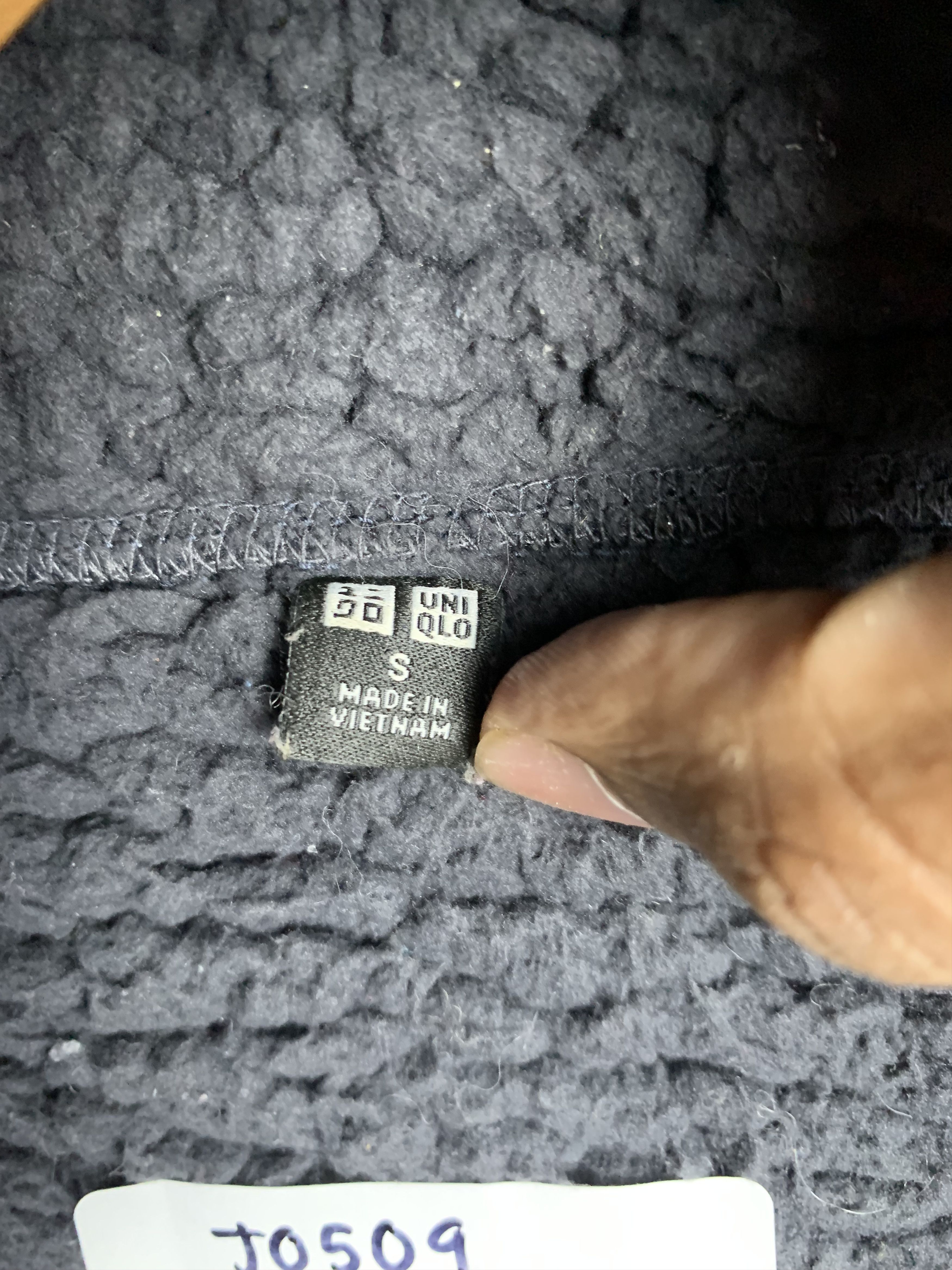 Uniqlo Vintage UNIQLO Sweater Sherpa Lining J0509 Size US S / EU 44-46 / 1 - 11 Thumbnail