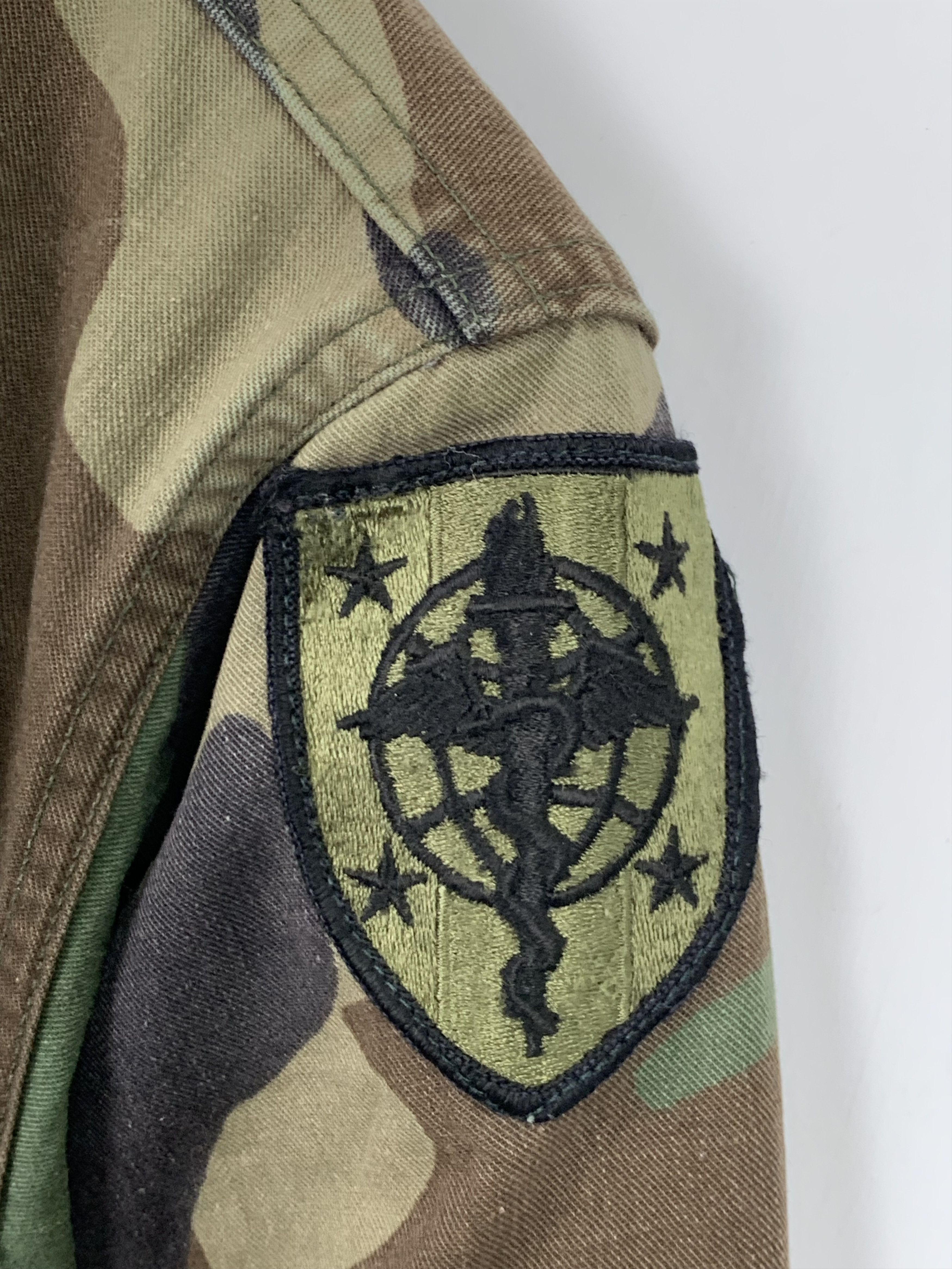 Vintage Vintage US ARMY Camouflage 3D Pocket Jacket J0523 Size US S / EU 44-46 / 1 - 6 Thumbnail