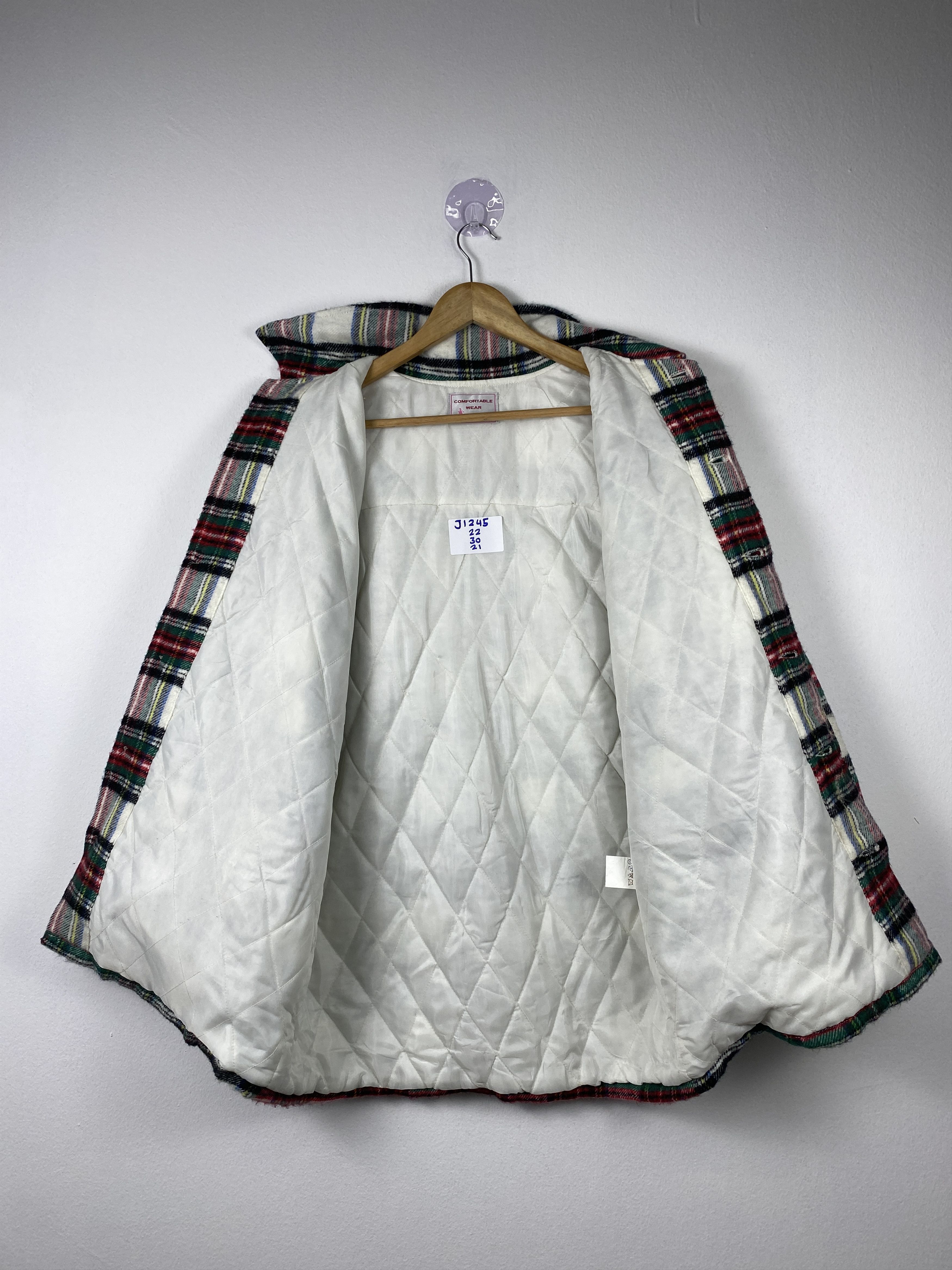 Japanese Brand Vintage Comfortable Wear Quilted Lining Flannel Jacket J1240 Size US S / EU 44-46 / 1 - 9 Thumbnail