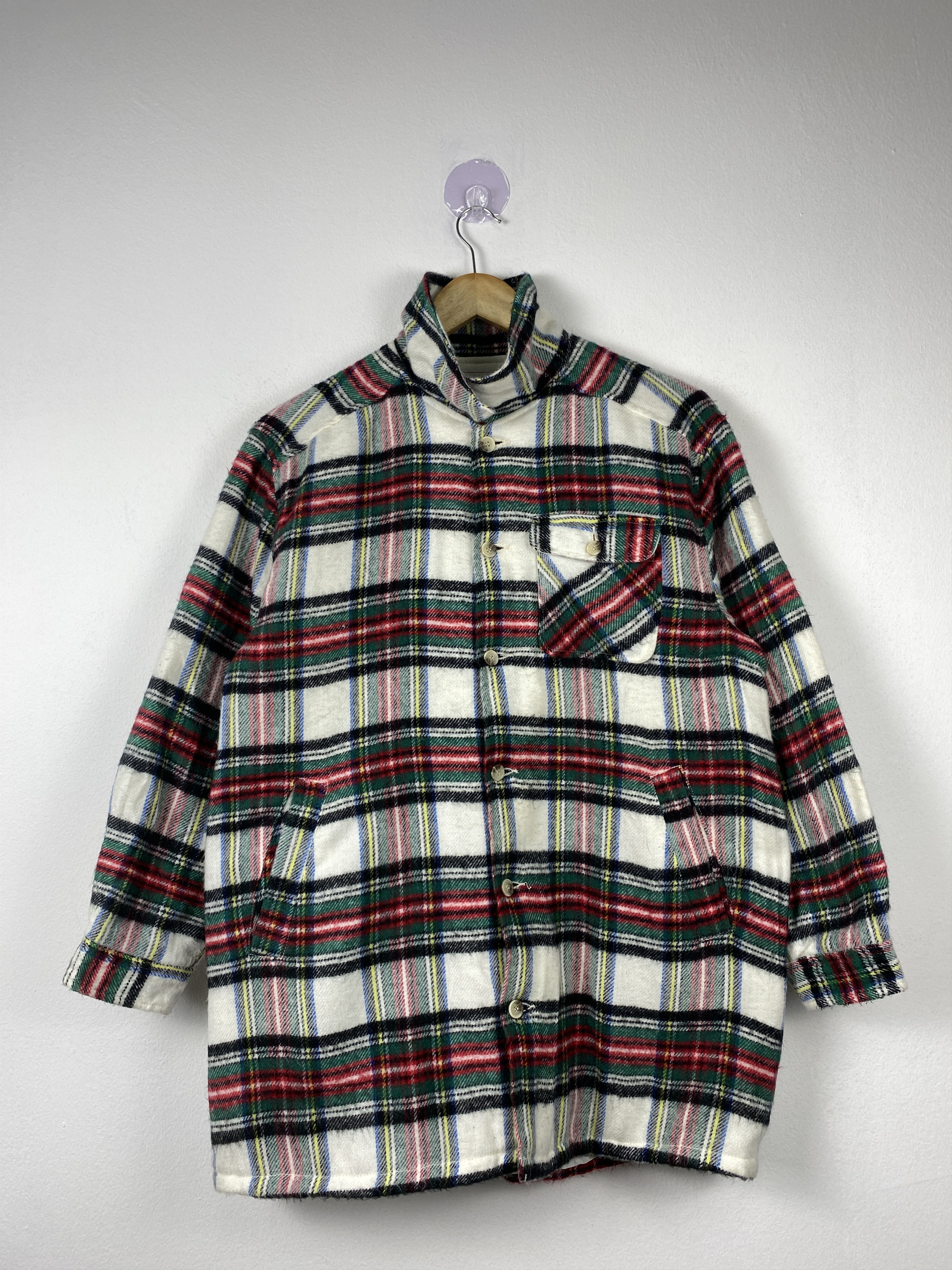 Japanese Brand Vintage Comfortable Wear Quilted Lining Flannel Jacket J1240 Size US S / EU 44-46 / 1 - 1 Thumbnail