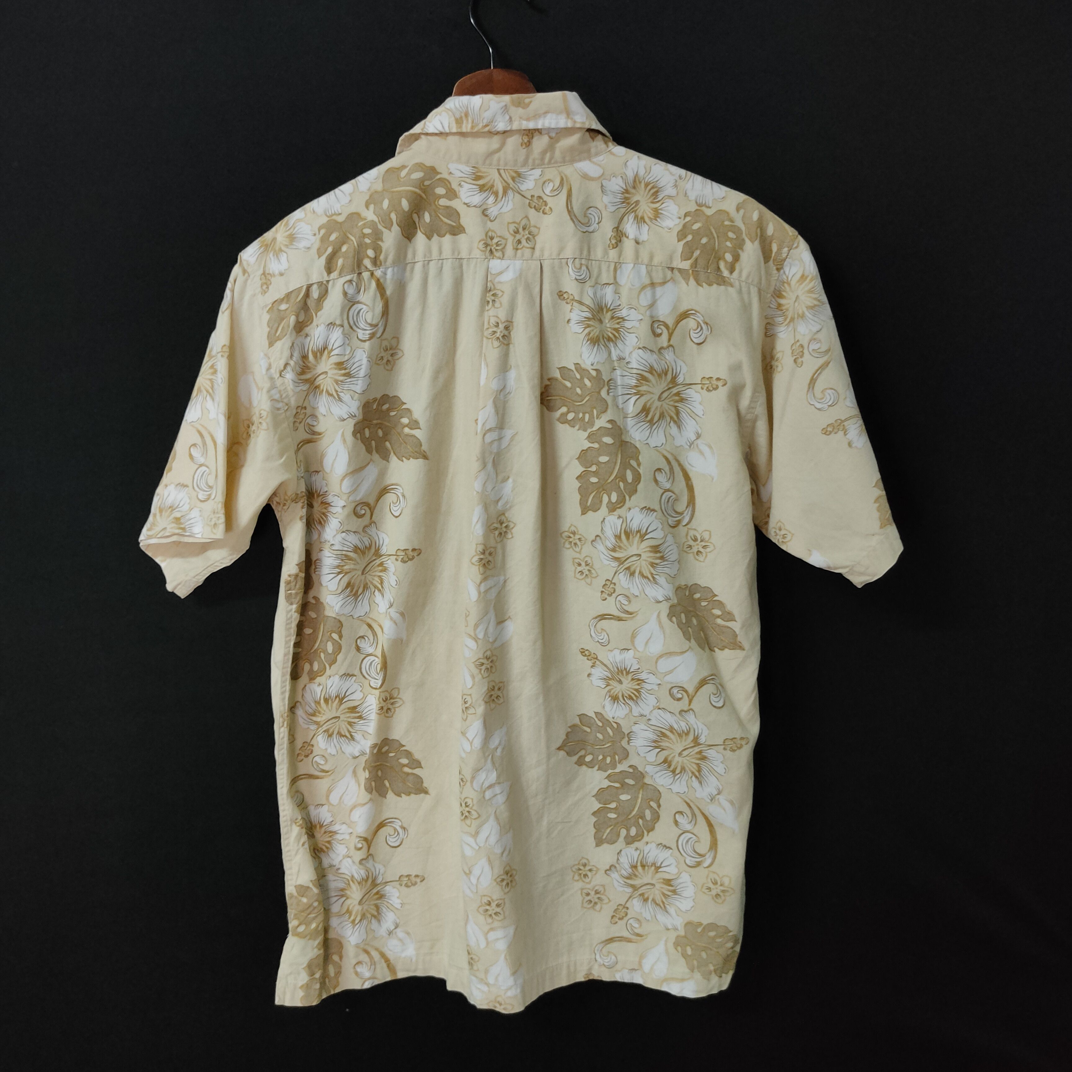 Vintage VINTAGE HAWAIIAN BUTTON UPS FLOWER TEE Size US M / EU 48-50 / 2 - 6 Thumbnail