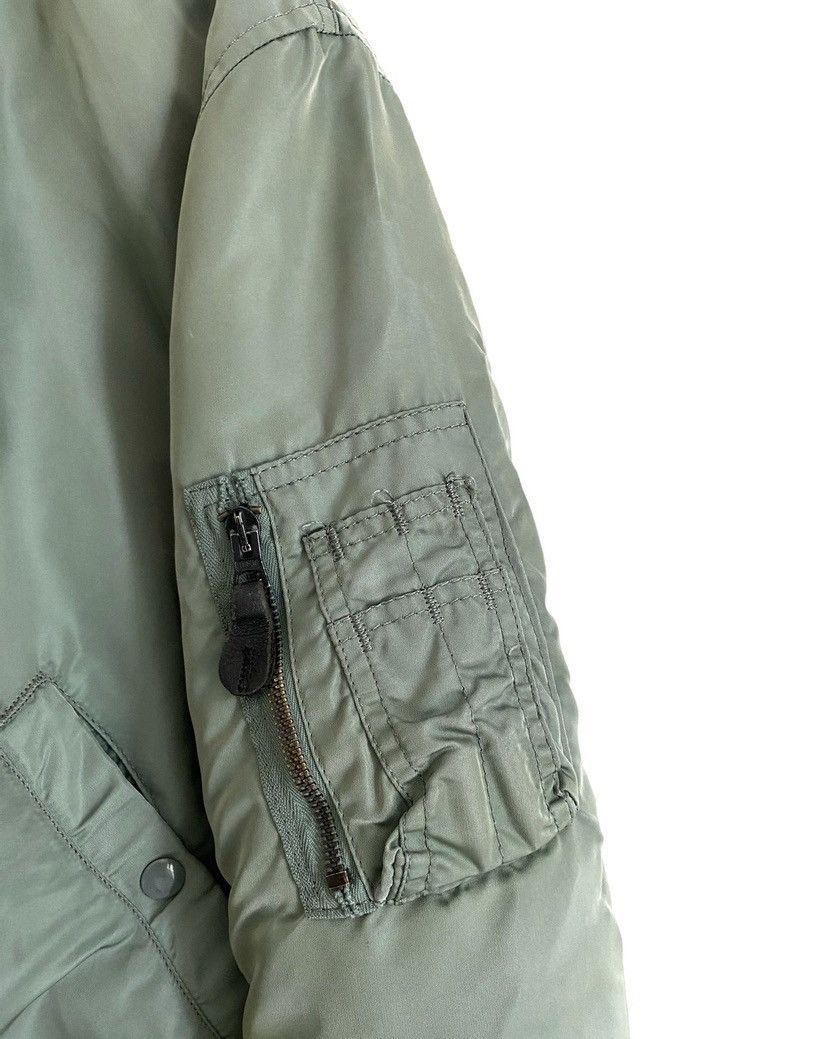 Avirex × Vintage vintage Avirex MA-1 Flight Jacket Alpha Industries Inc Size US M / EU 48-50 / 2 - 5 Thumbnail