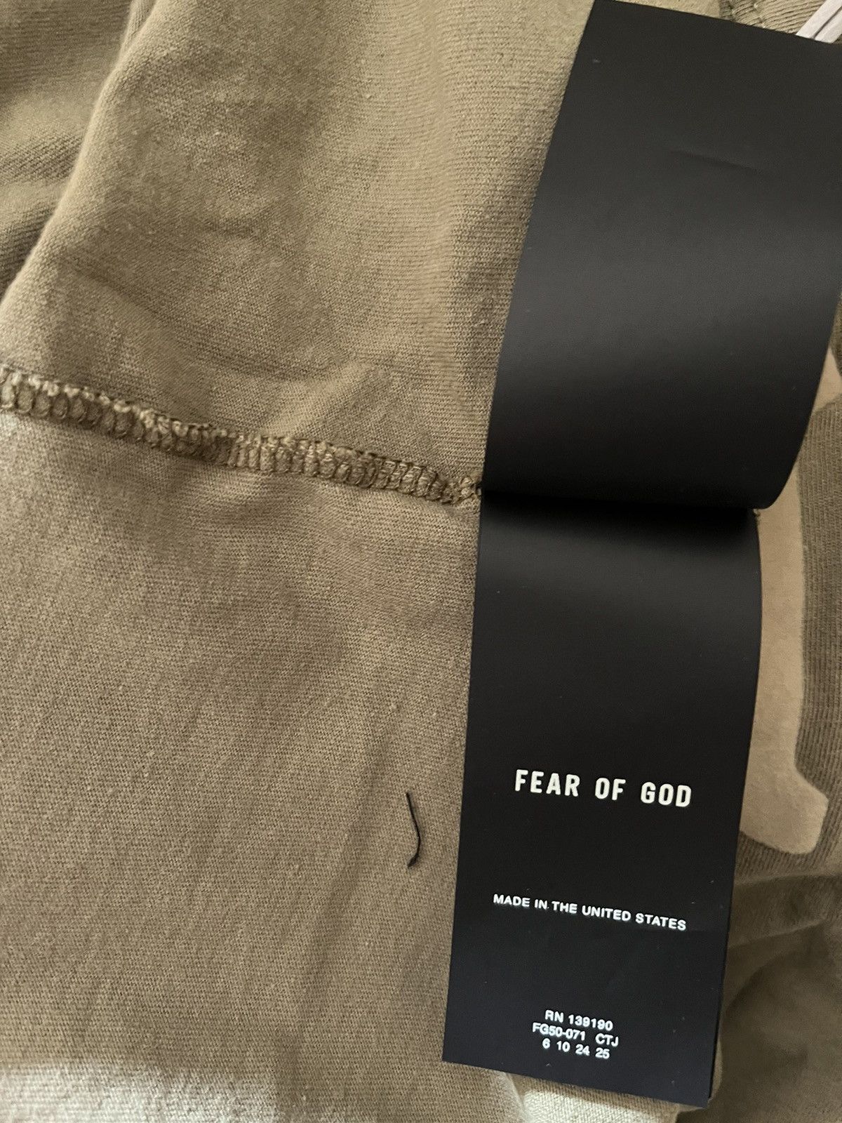 Fear of God Fear of God "FG7C" Logo Tee (Vintage Army, Small) Size US S / EU 44-46 / 1 - 9 Thumbnail