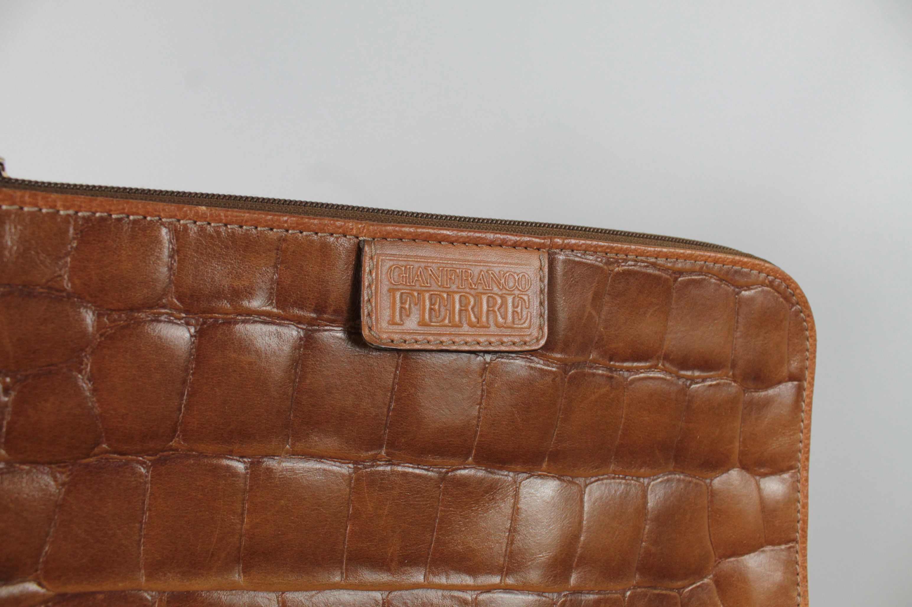 Gianfranco Ferre × Vintage Vintage Gianfranco Ferre Croc Embossed Leather Shoulder Bag Size ONE SIZE - 2 Thumbnail