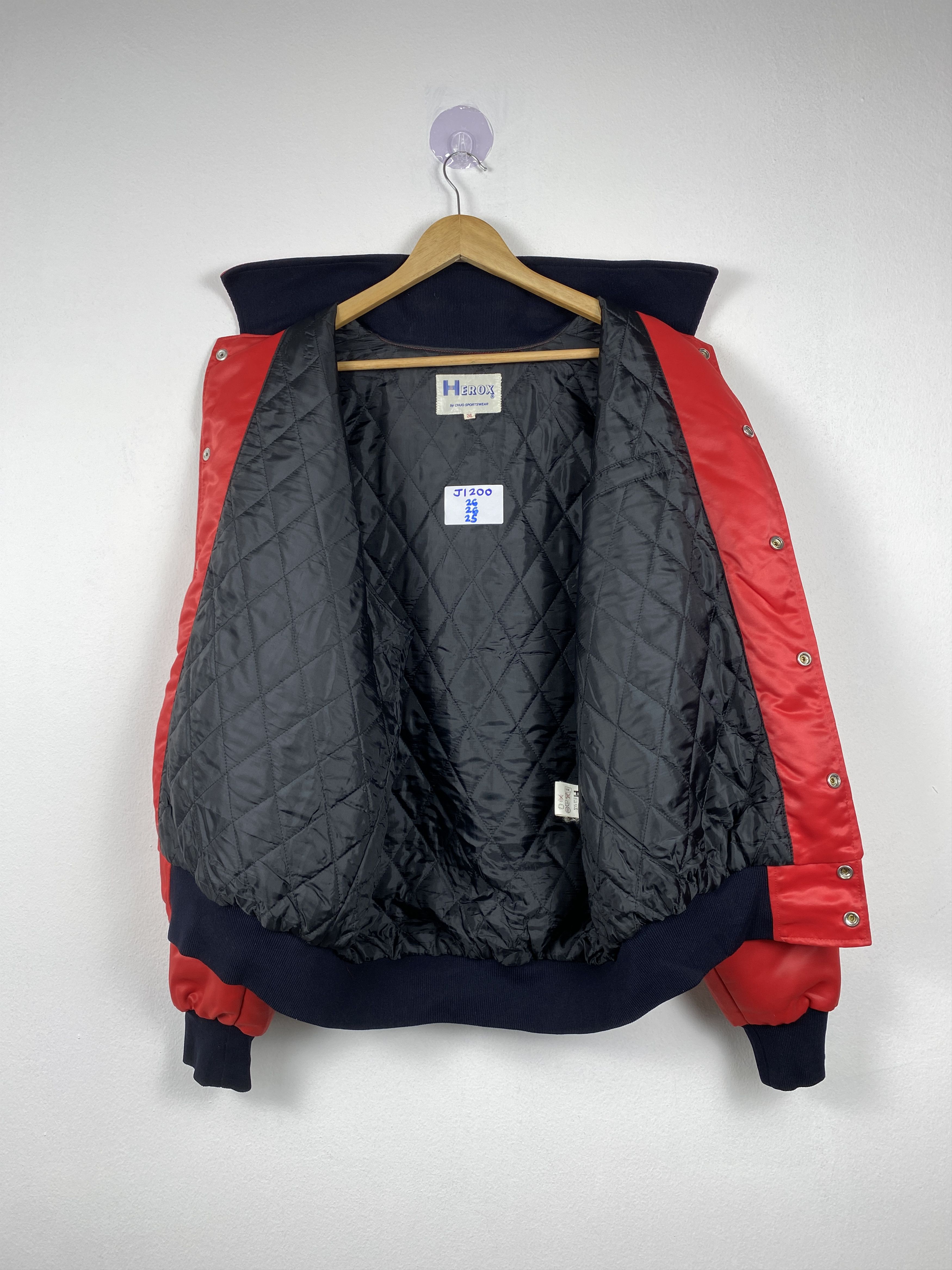 Vintage Vintage HEROX Quilted Lining Varsity Jacket J1200 Size US L / EU 52-54 / 3 - 9 Thumbnail