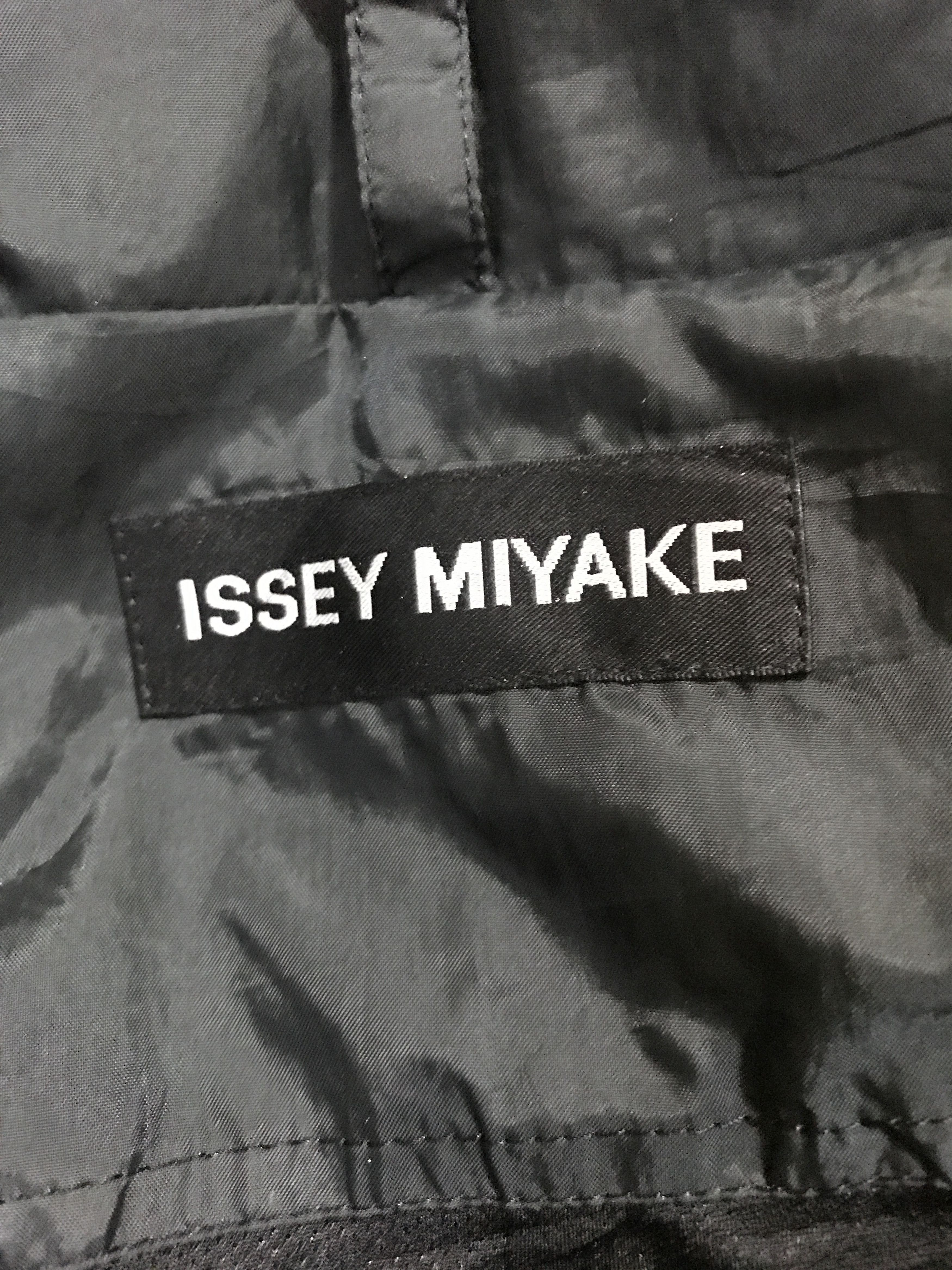 Issey Miyake Issey Miyake Avant Garde Long Jacket Size XL / US 12-14 / IT 48-50 - 3 Thumbnail