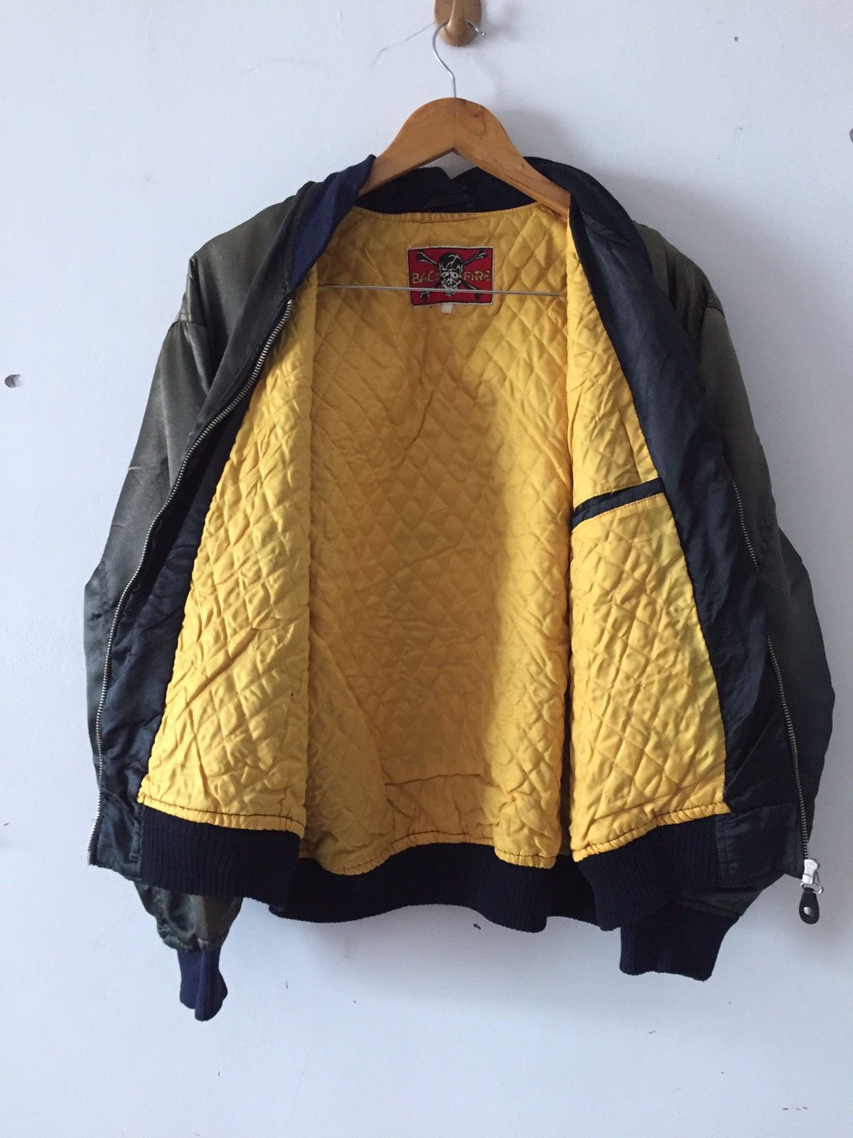 Vintage 💥Movie Kill For Peace "Back Fire"MA-1 Bomber Jacket Size US M / EU 48-50 / 2 - 7 Thumbnail