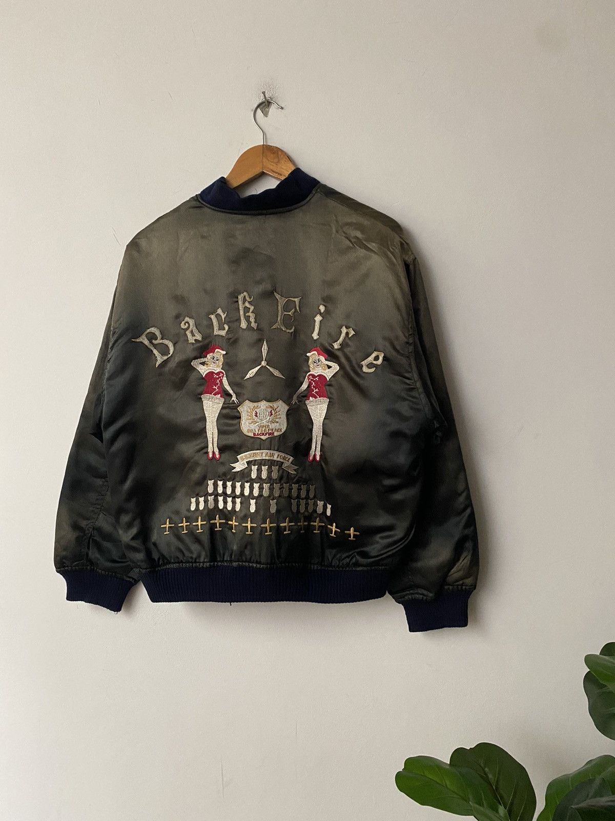 Vintage 💥Movie Kill For Peace "Back Fire"MA-1 Bomber Jacket Size US M / EU 48-50 / 2 - 10 Thumbnail