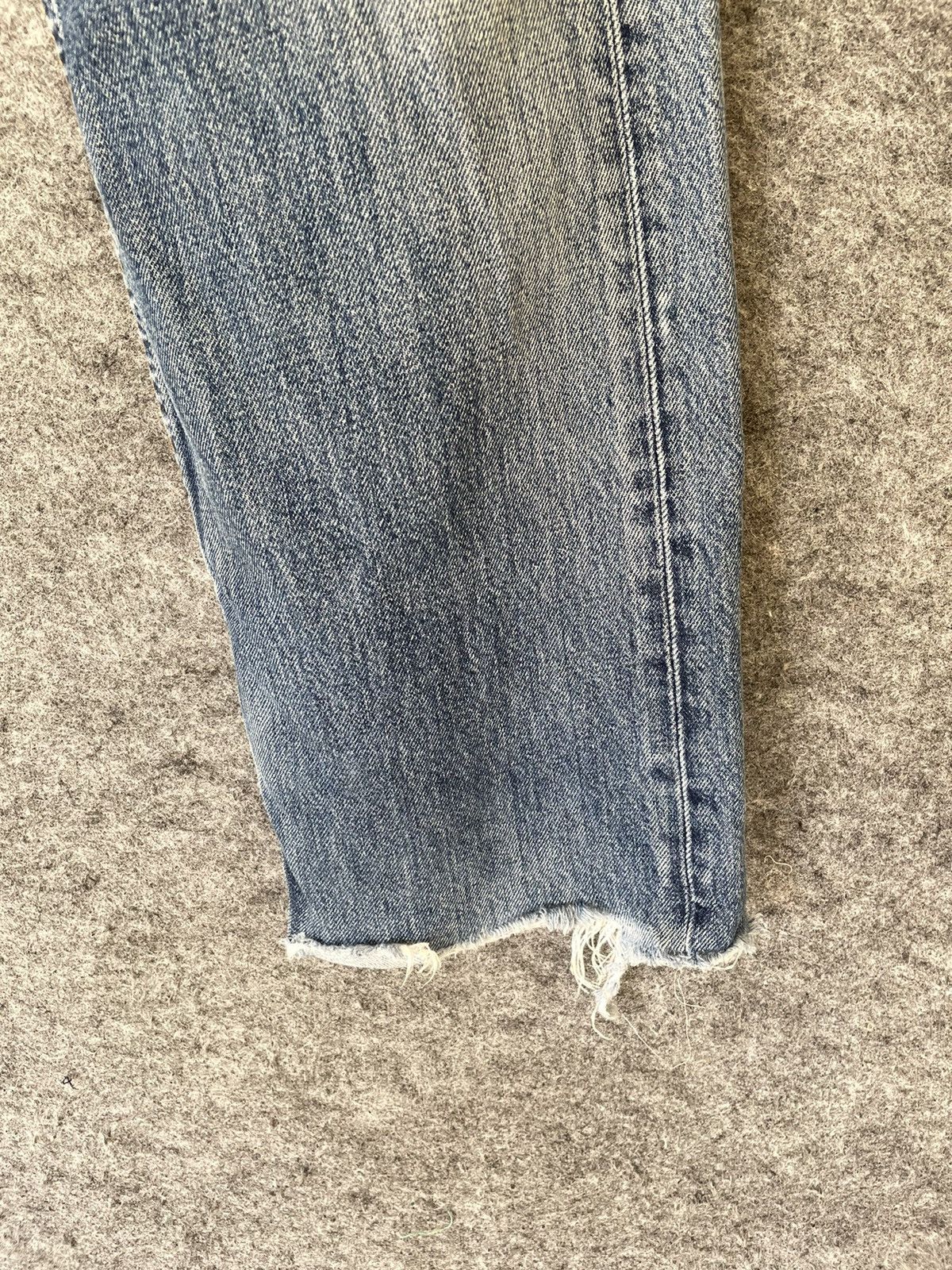 Levi's × Vintage VINTAGE 501 LEVIS DISSTRESSED DENIM Size US 33 - 15 Thumbnail