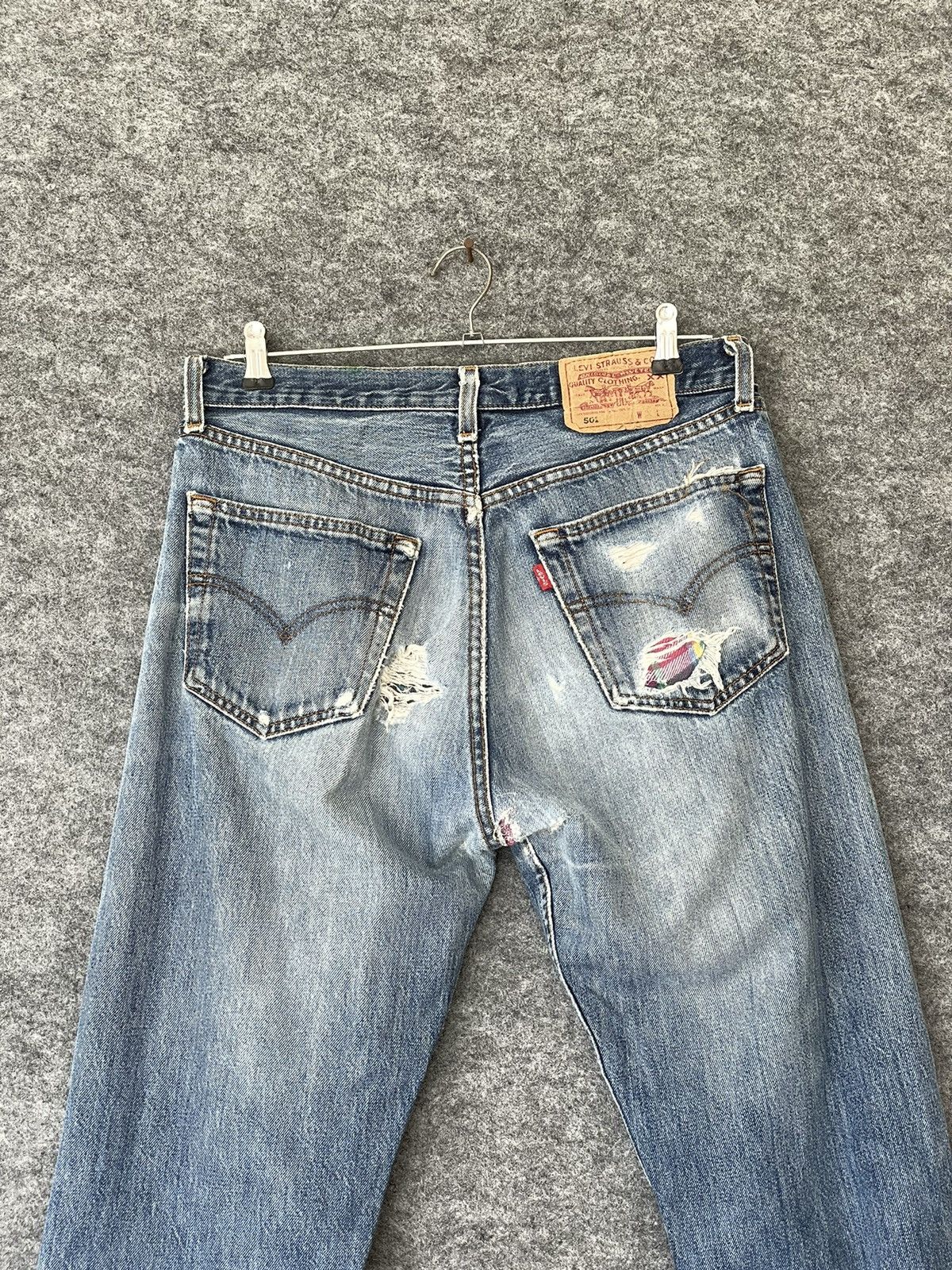 Levi's × Vintage VINTAGE 501 LEVIS DISSTRESSED DENIM Size US 33 - 4 Thumbnail