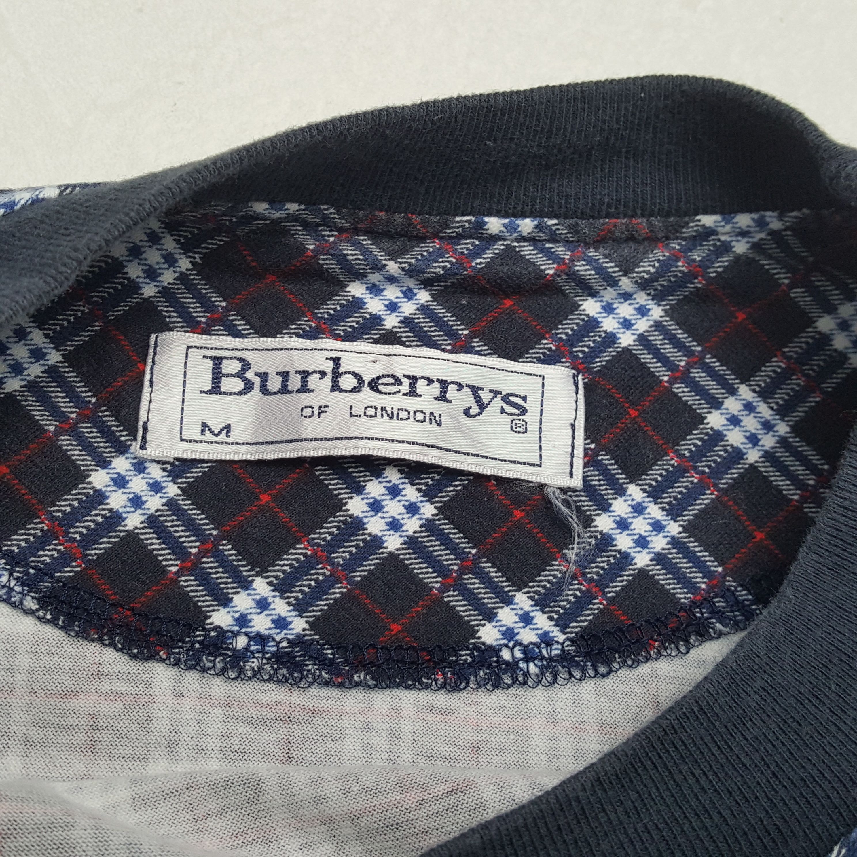 Burberry × Vintage BURBERRYS Nova Check Design Style Tshirt Size US M / EU 48-50 / 2 - 6 Thumbnail