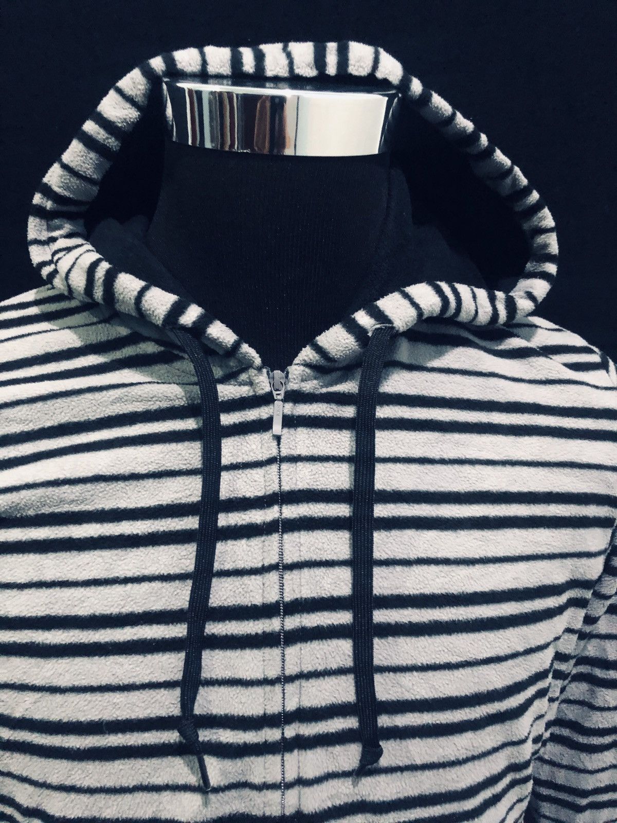 Japanese Brand × Uniqlo Fleece jacket UNIQLO simple but nice design line new Size US L / EU 52-54 / 3 - 5 Thumbnail
