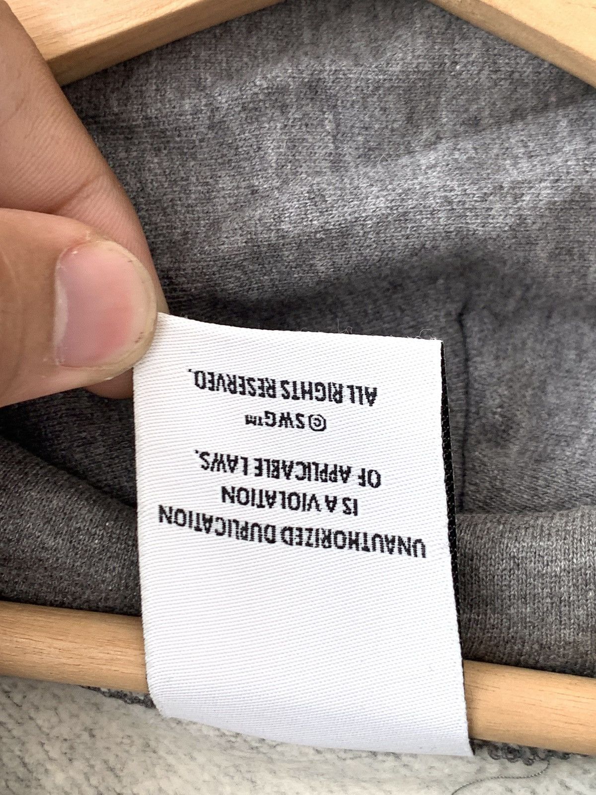 Japanese Brand AW2002 Swagger Frequency Design Zip Ups Hoodies Size US S / EU 44-46 / 1 - 10 Thumbnail