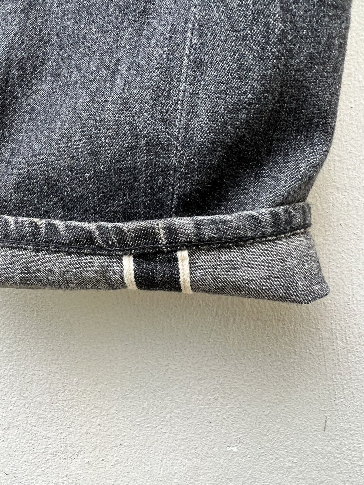 Futura VTG Futura Laboratories Dirty Sun Fade Denim Selvedge Jeans Size US 34 / EU 50 - 14 Thumbnail