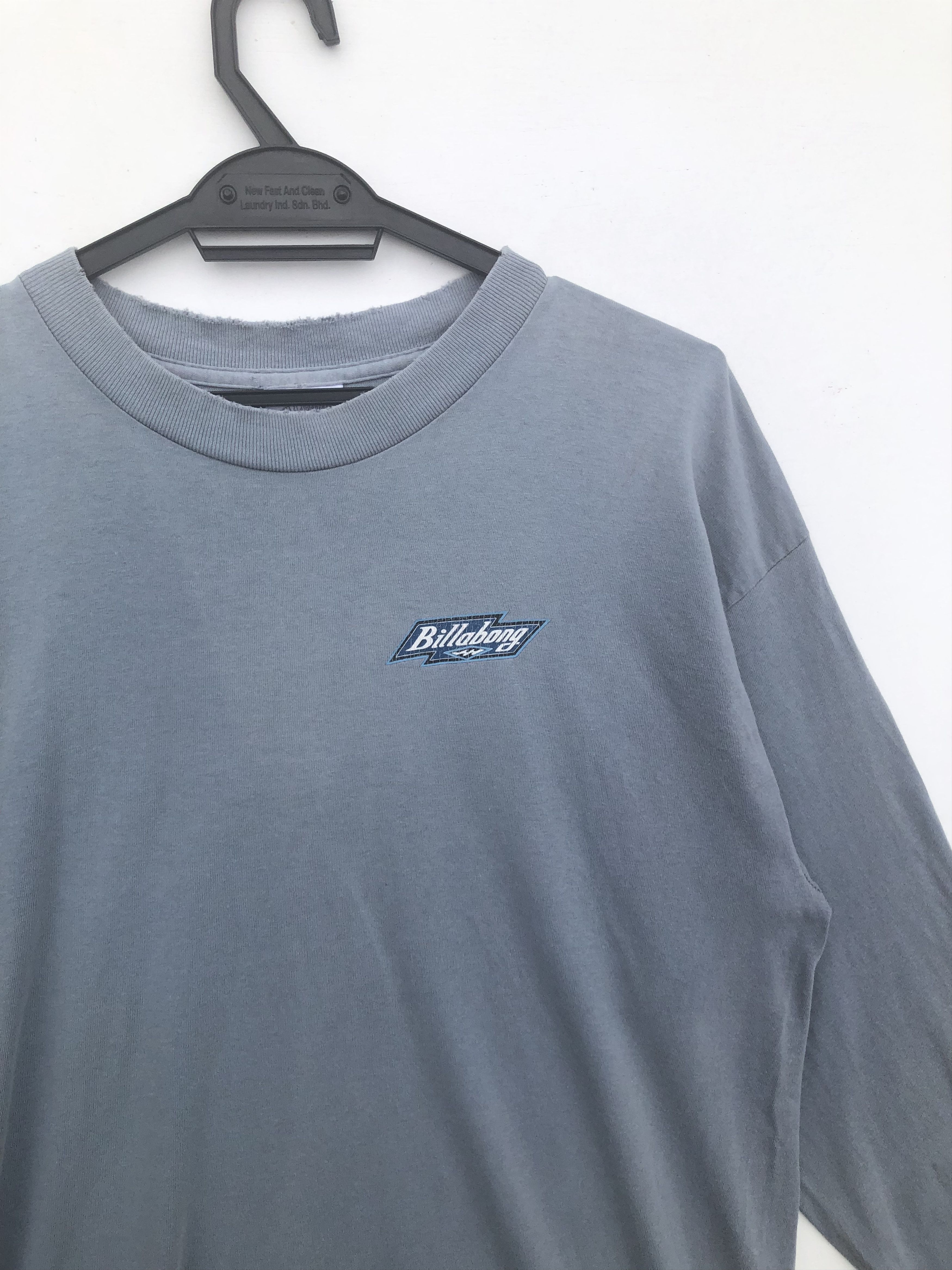 Billabong VINTAGE 1995 DISTRESSED BILLABONG BIG LOGO L/S SHIRT Size US L / EU 52-54 / 3 - 6 Thumbnail