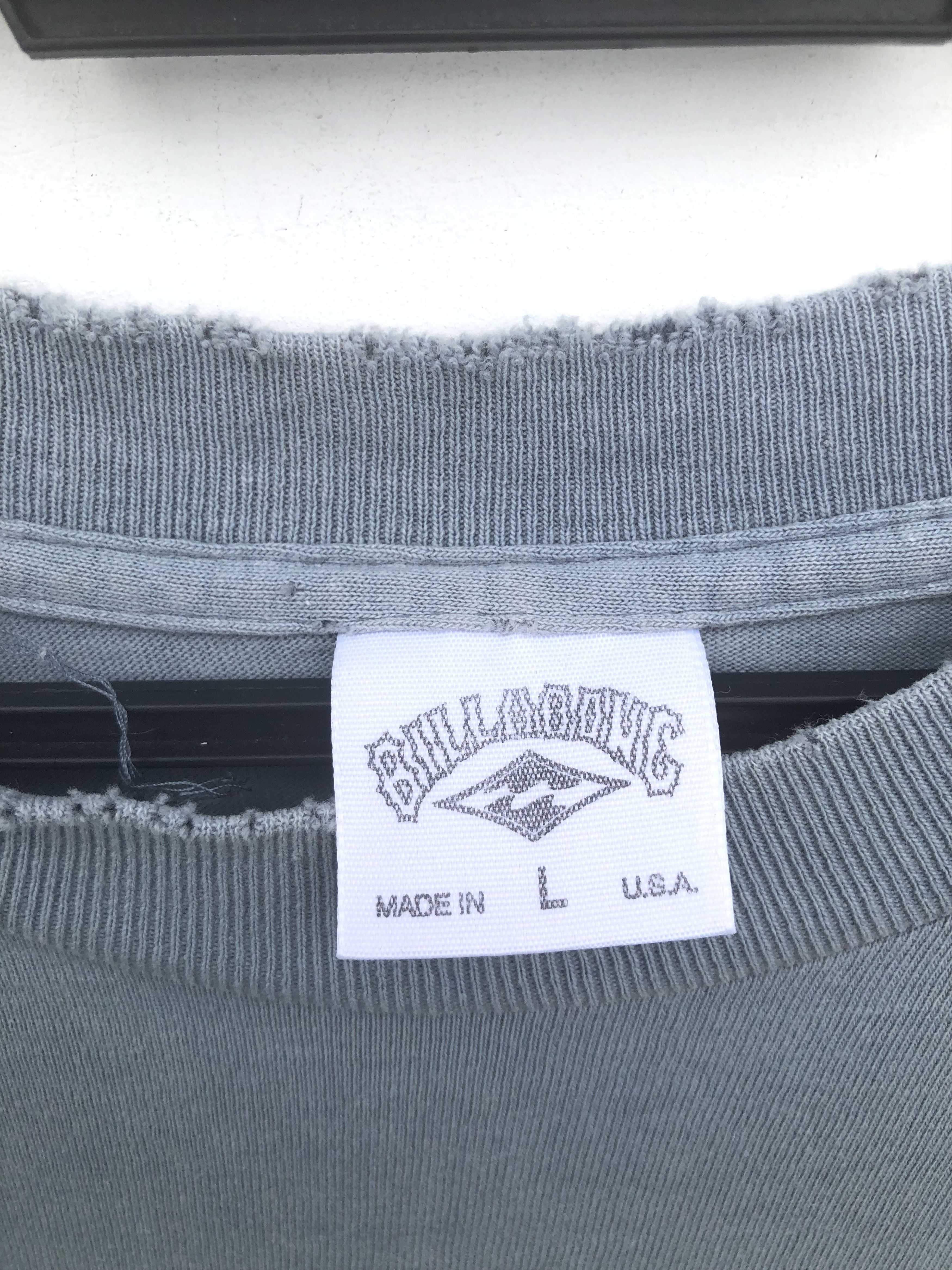 Billabong VINTAGE 1995 DISTRESSED BILLABONG BIG LOGO L/S SHIRT Size US L / EU 52-54 / 3 - 11 Thumbnail