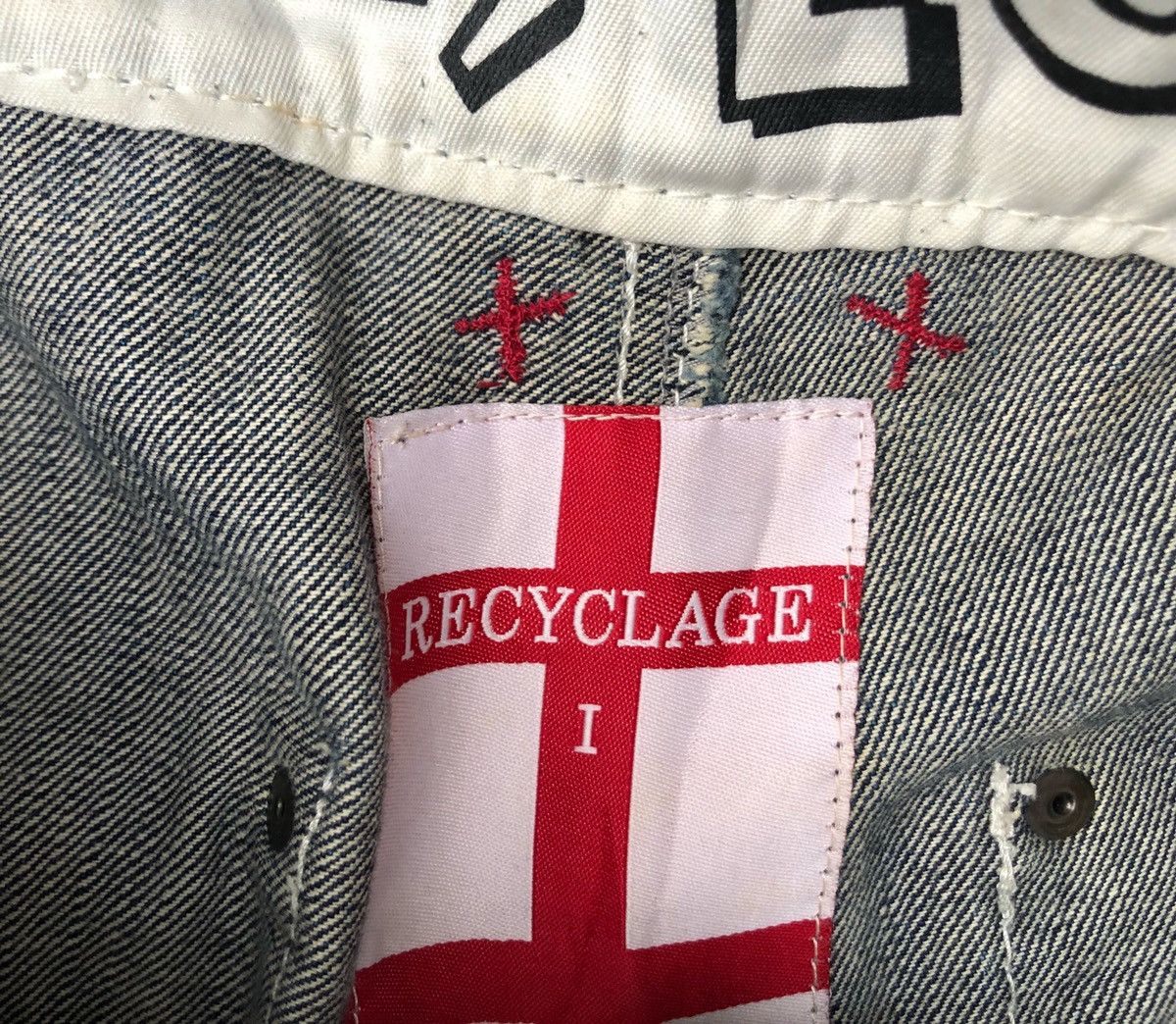 Japanese Brand 🔥Japanese Recyclage Distressed Flare Jeans🔥 Size US 31 - 7 Thumbnail