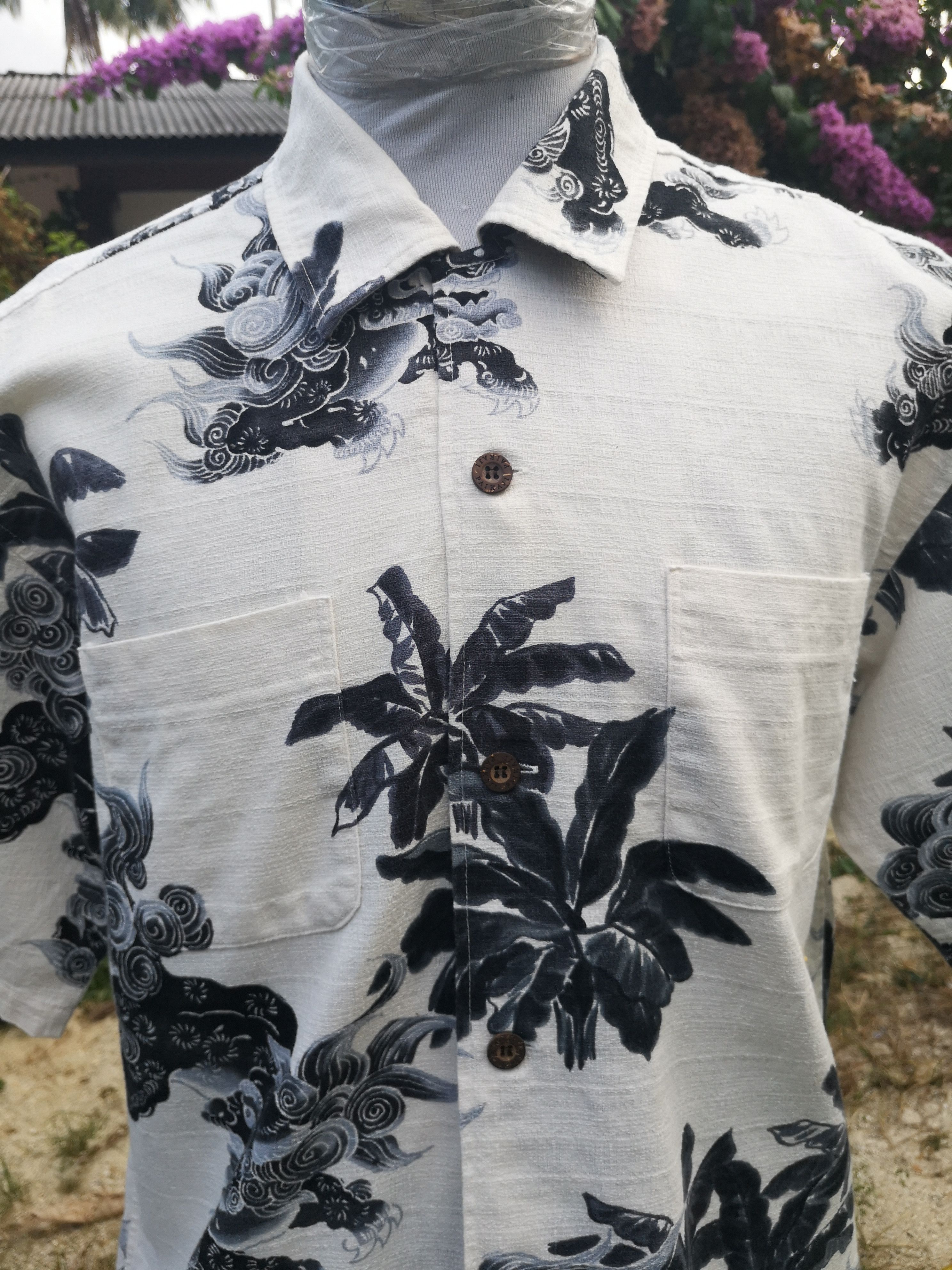 Japanese Brand Nice Design Button Ups Tee Size US XL / EU 56 / 4 - 3 Thumbnail
