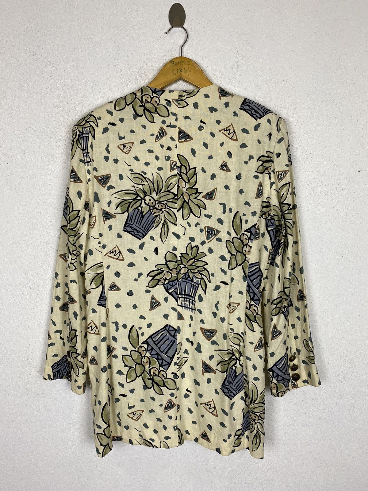Louis Feraud Louis Feraud Paris cardigan Jacket nice design Size US M / EU 48-50 / 2 - 3 Thumbnail