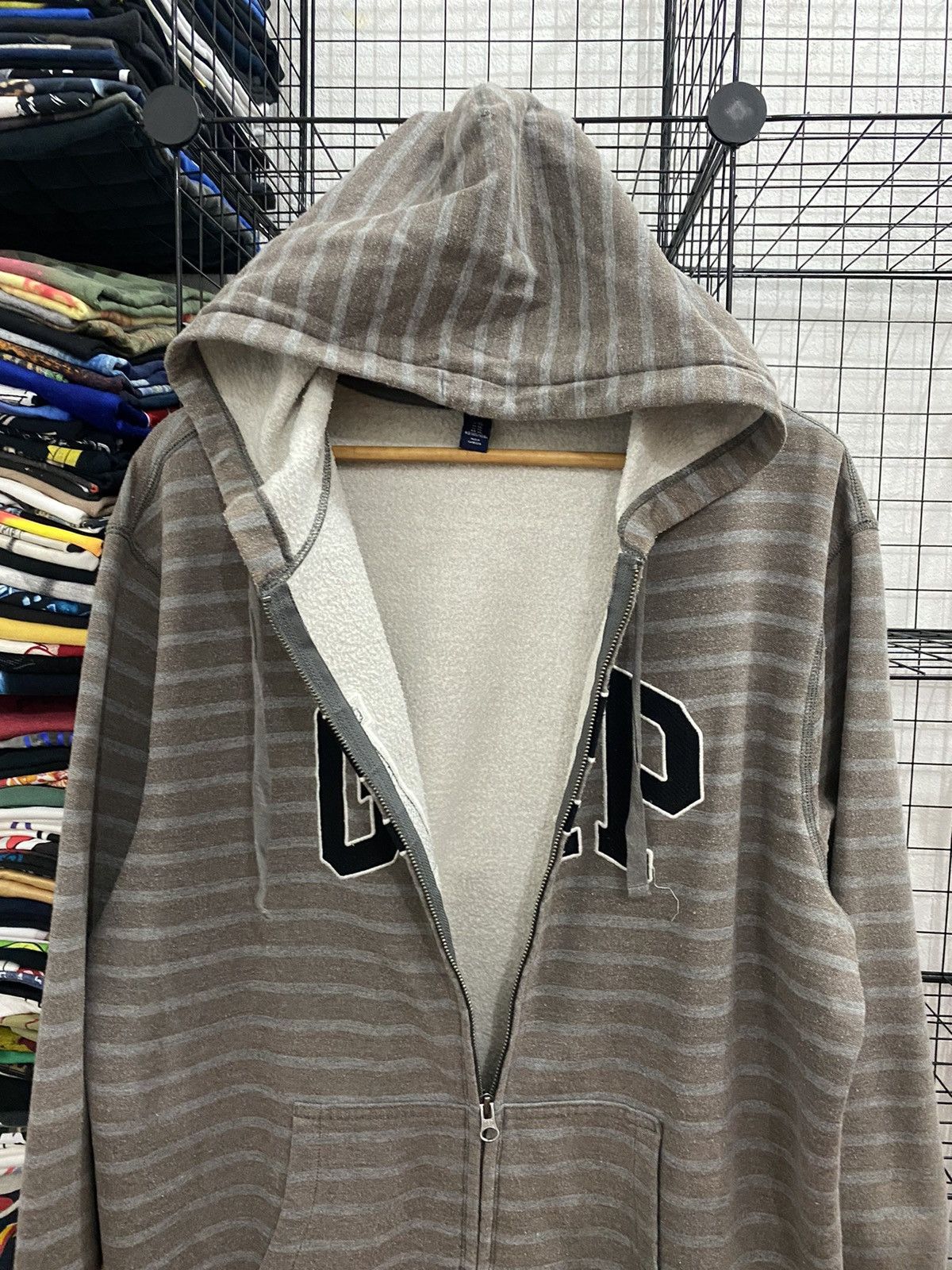 Gap GAP Big Logo Hoddies Sweater Size US XL / EU 56 / 4 - 4 Thumbnail