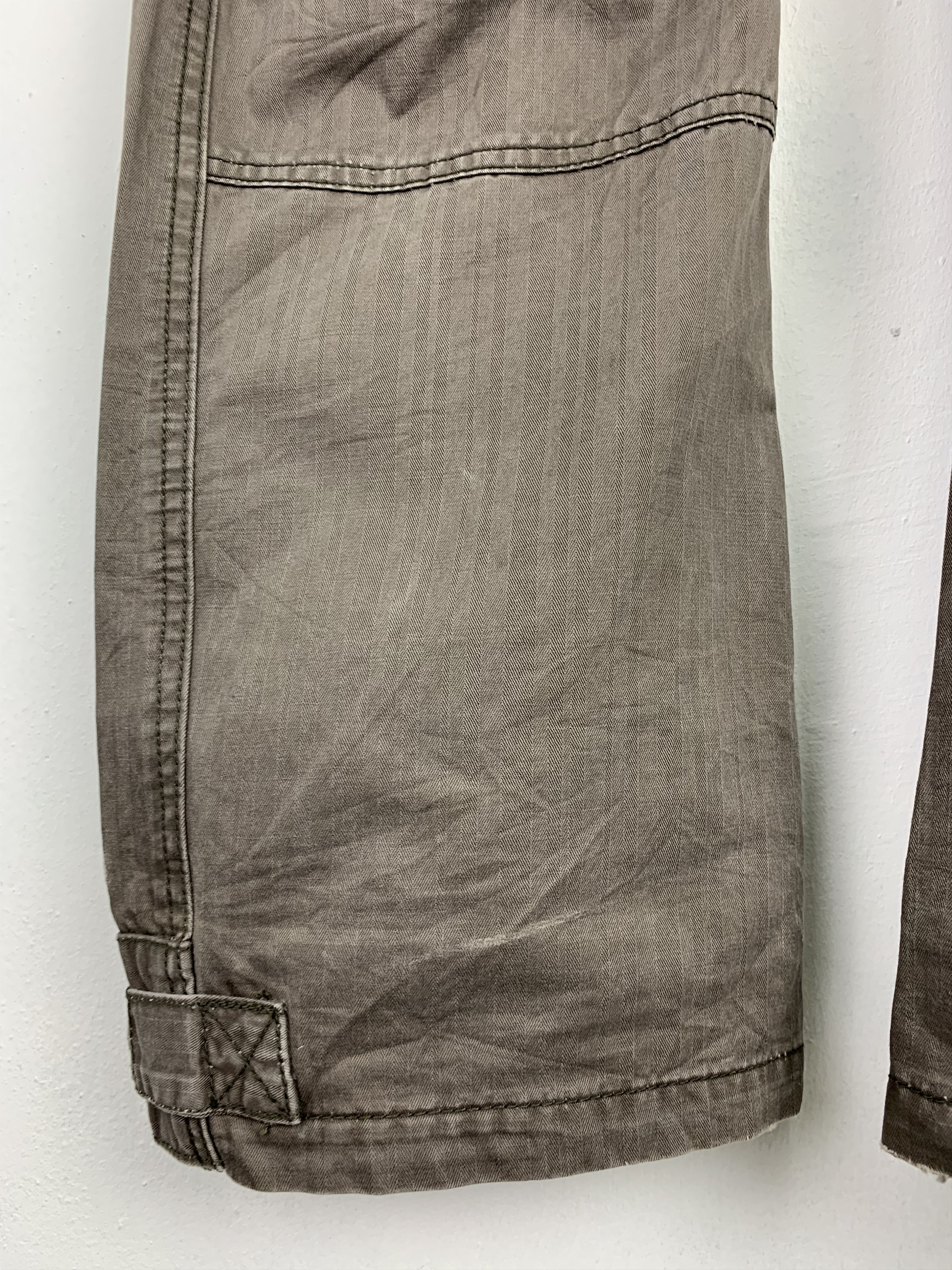 Japanese Brand 💥💥💥Cargo Pants Multipocket Doubles Knee Japanese Branded Size US 29 - 24 Thumbnail