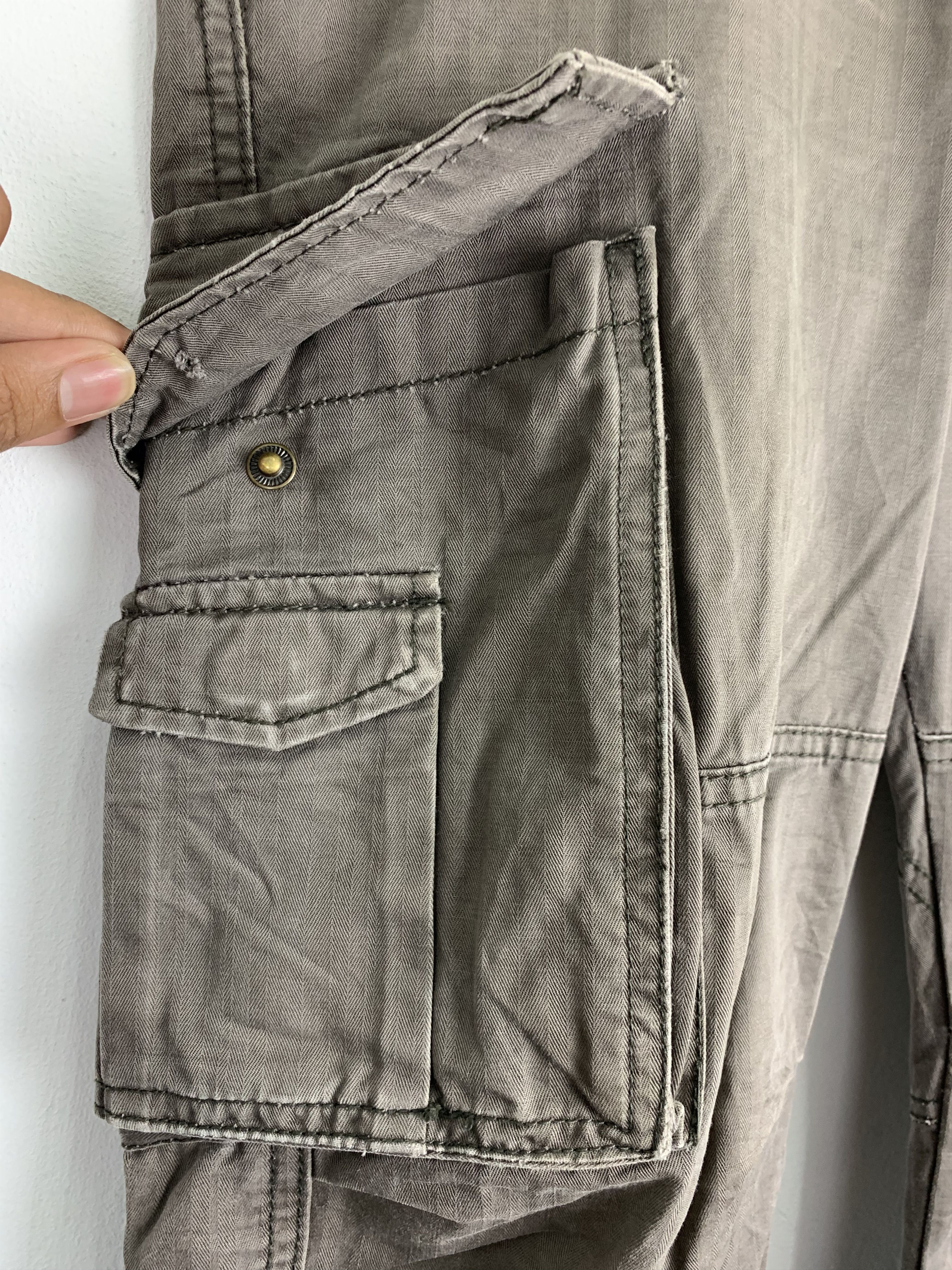 Japanese Brand 💥💥💥Cargo Pants Multipocket Doubles Knee Japanese Branded Size US 29 - 6 Thumbnail