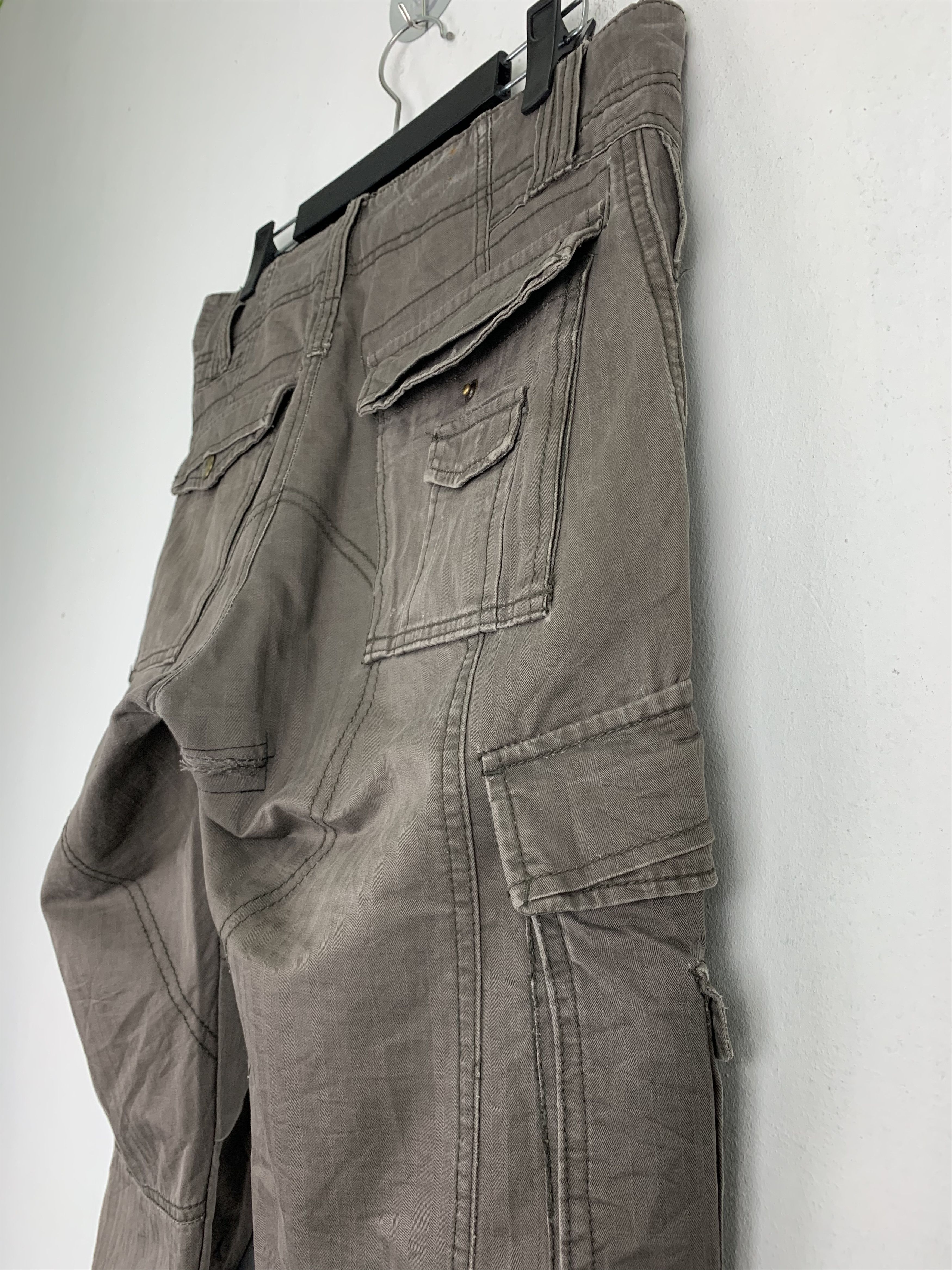 Japanese Brand 💥💥💥Cargo Pants Multipocket Doubles Knee Japanese Branded Size US 29 - 18 Thumbnail
