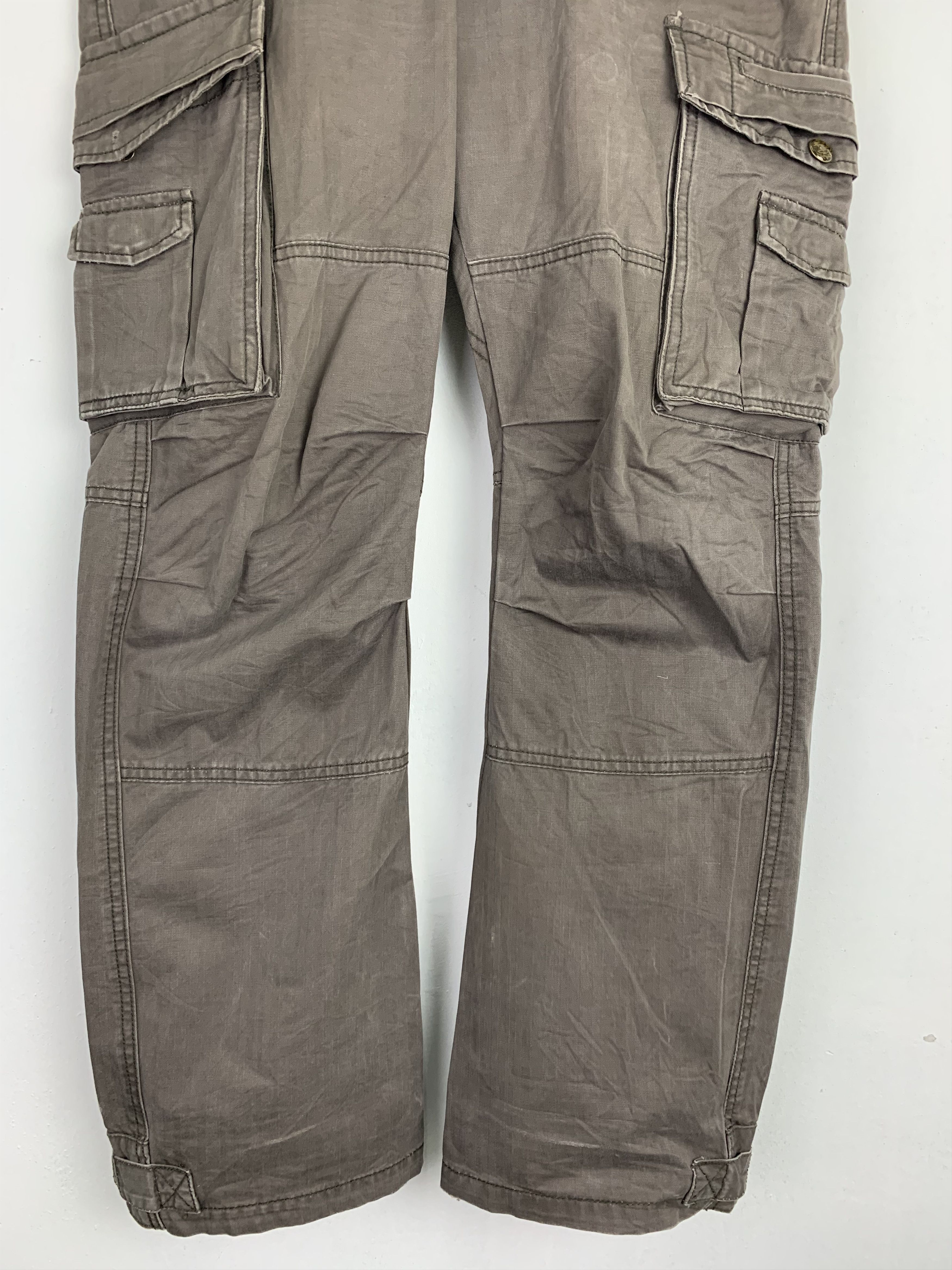 Japanese Brand 💥💥💥Cargo Pants Multipocket Doubles Knee Japanese Branded Size US 29 - 4 Thumbnail