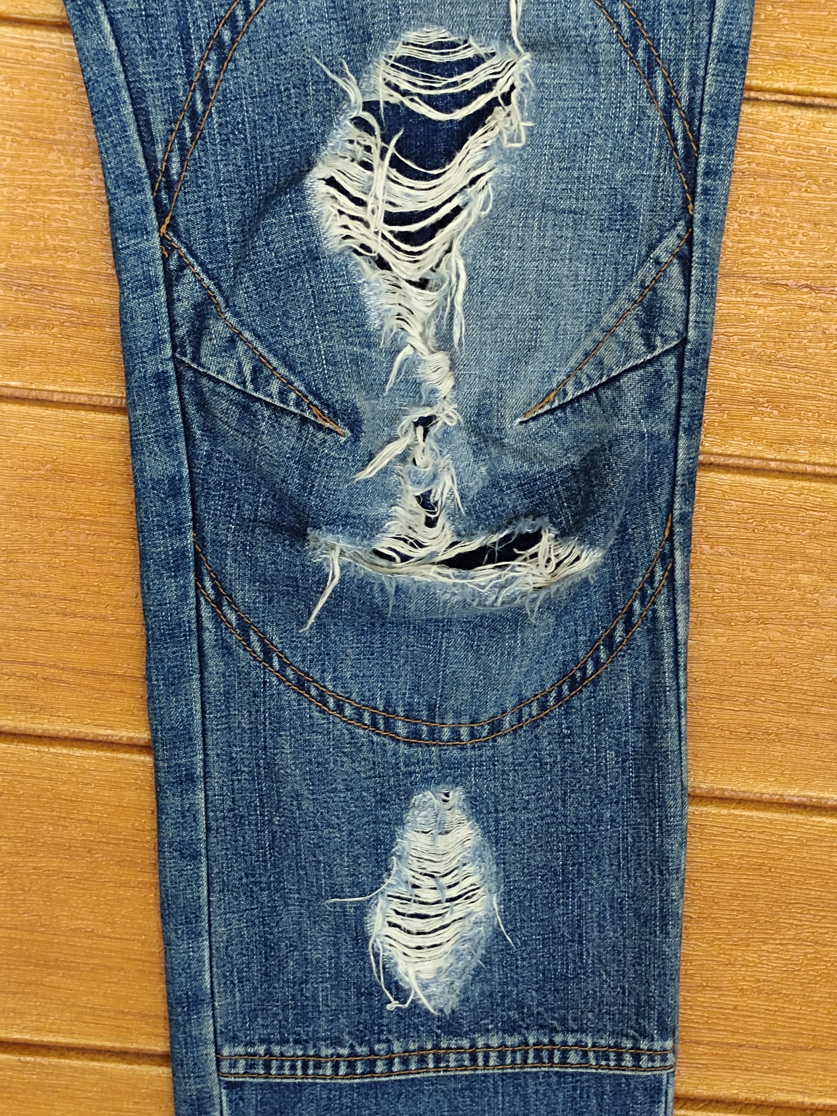 CABANE de ZUCCa 🇯🇵 Zucca Issey Miyake Distressed Double Knee Biker Denim Size US 30 / EU 46 - 8 Thumbnail