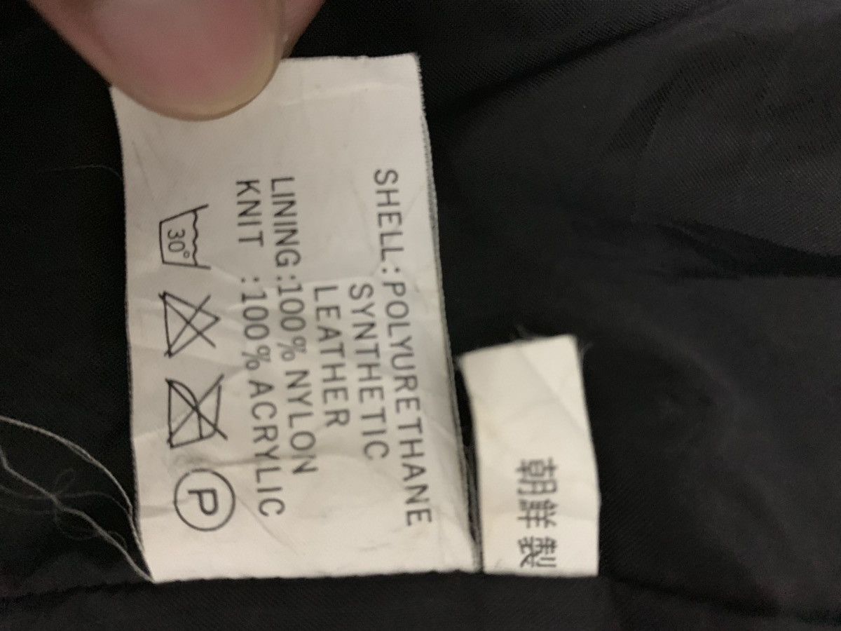 Guess × Vintage 🇺🇸Vintage Guess Club Logo Black Coated Jacket Size US M / EU 48-50 / 2 - 7 Thumbnail