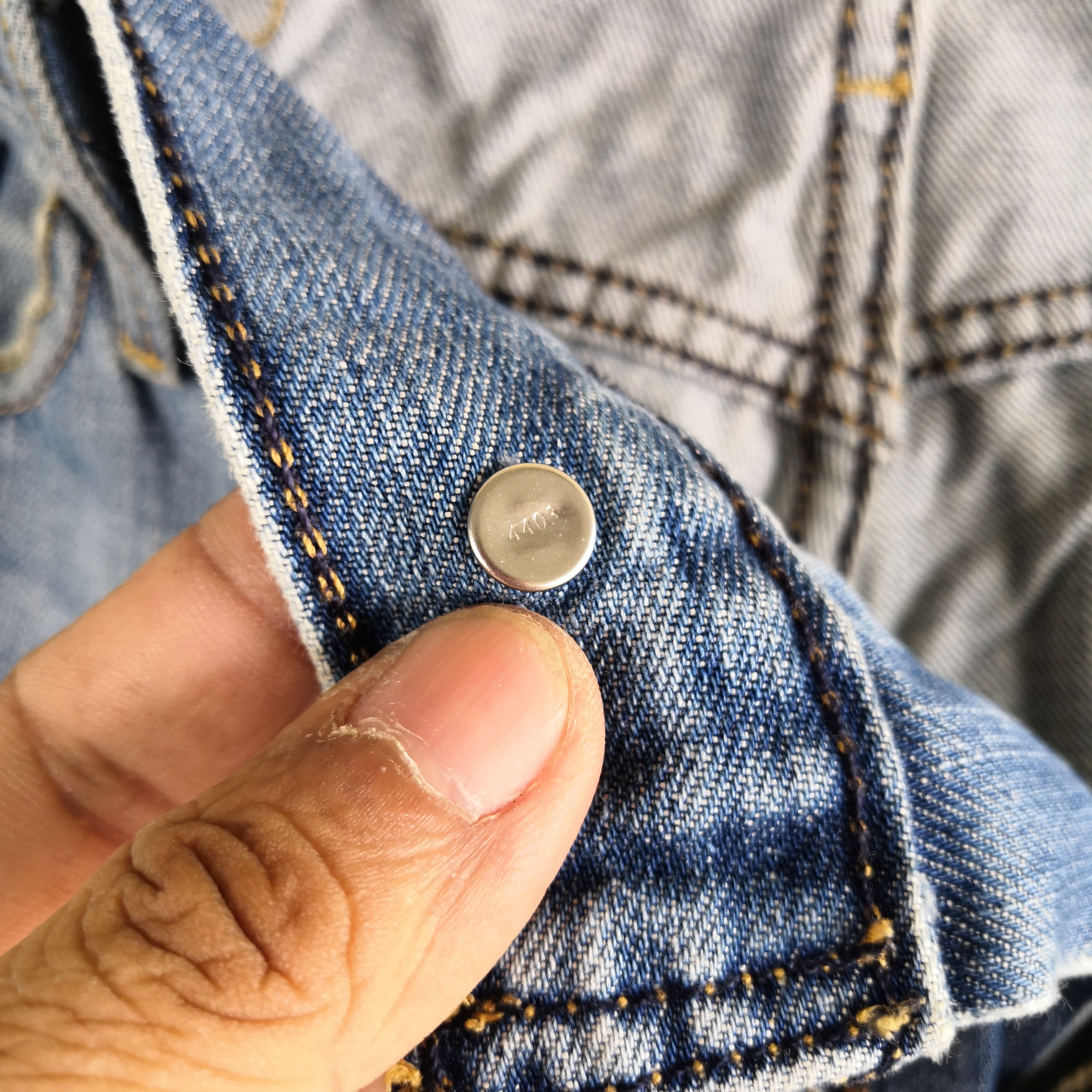 Levi's Vintage Levis Distressed Jeans Levi's Rusty Denim Pants Size US 32 / EU 48 - 7 Thumbnail