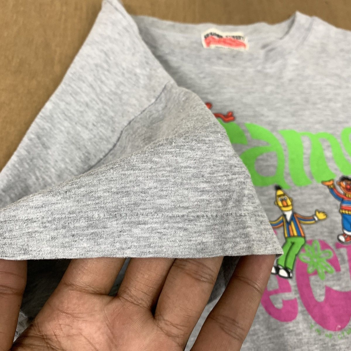 Cartoon Network × Vintage Vntag 90s SESAME STREET Cartoon Character Single Stitch Tee Size US S / EU 44-46 / 1 - 10 Thumbnail