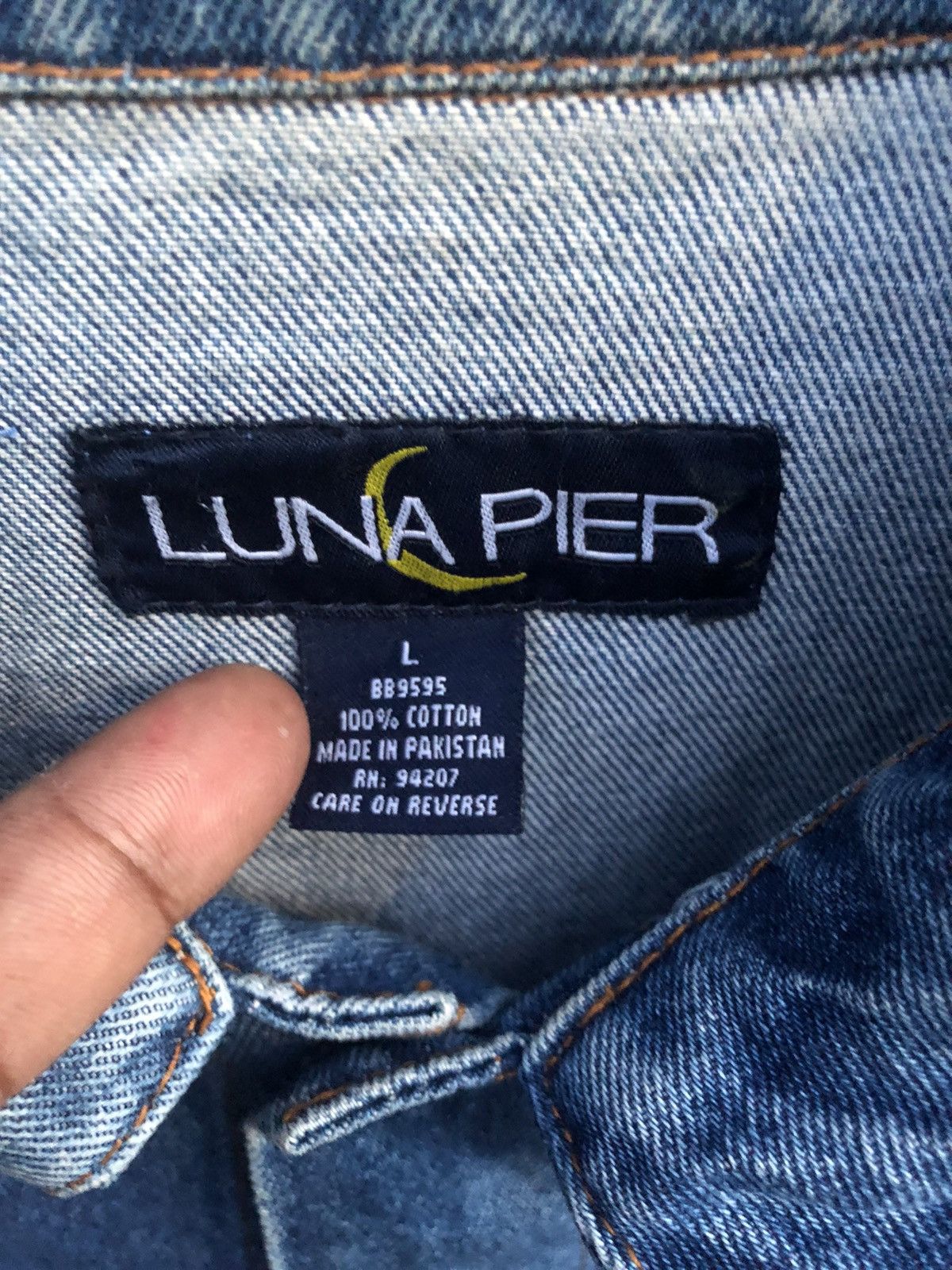Vintage LUNA PIER denim jacket distressed faded colour Size US L / EU 52-54 / 3 - 11 Thumbnail