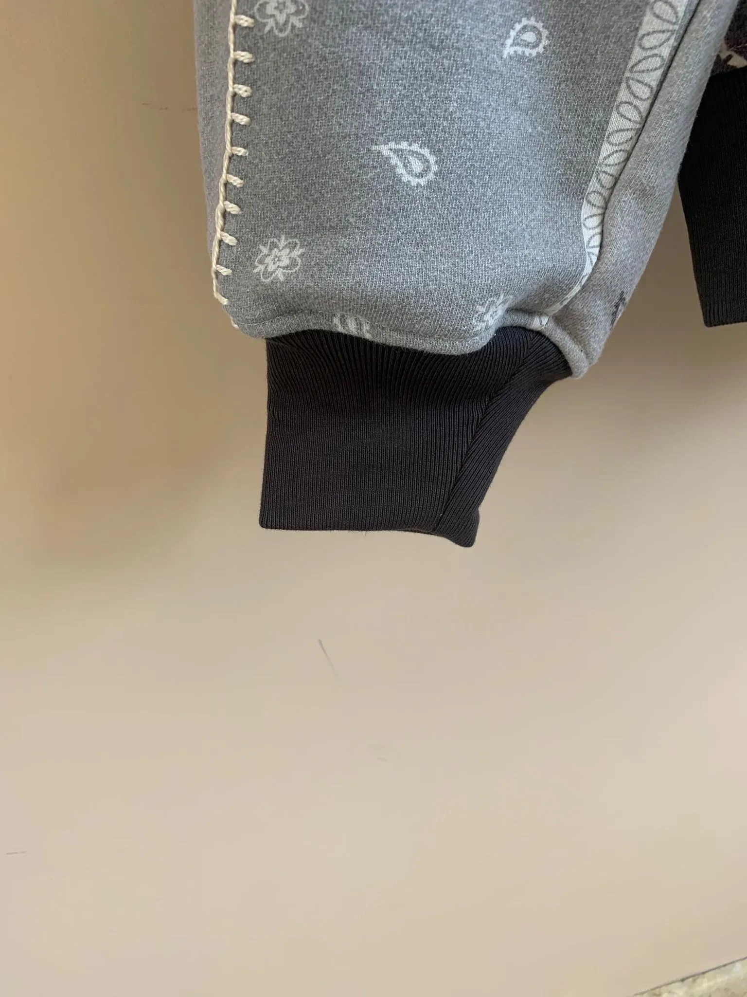 Amiri Bandana Reconstructed Hoodie Size US XS / EU 42 / 0 - 3 Thumbnail