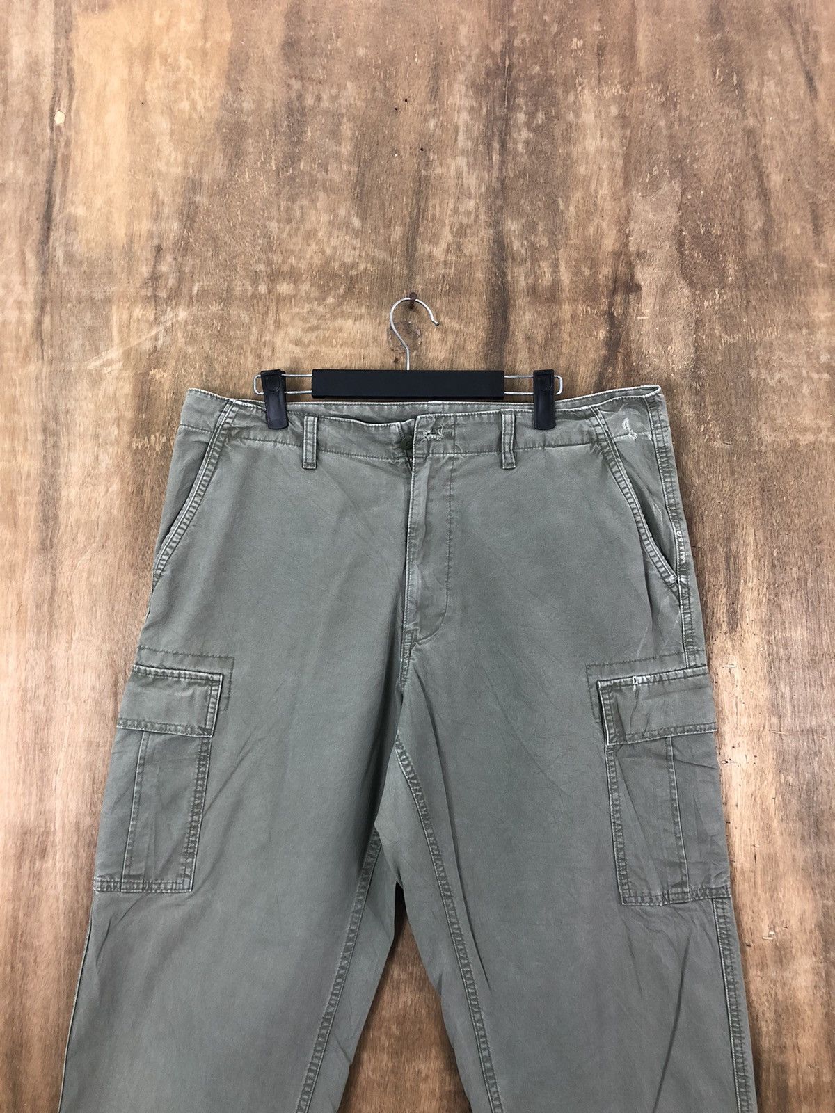Uniqlo Uniqlo Green cropped Cargo Multipocket pants # 6220 Size US 35 - 2 Thumbnail