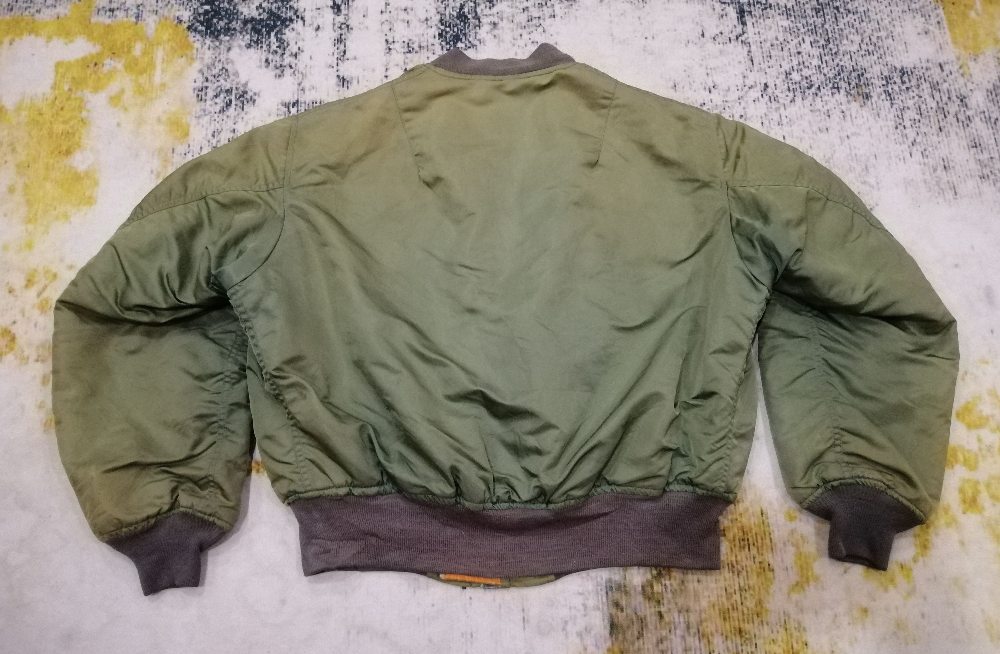 Avirex Vintage Avirex Flyers Man Intermediate Ma-1 Sun Faded Jacket Size US XL / EU 56 / 4 - 8 Thumbnail