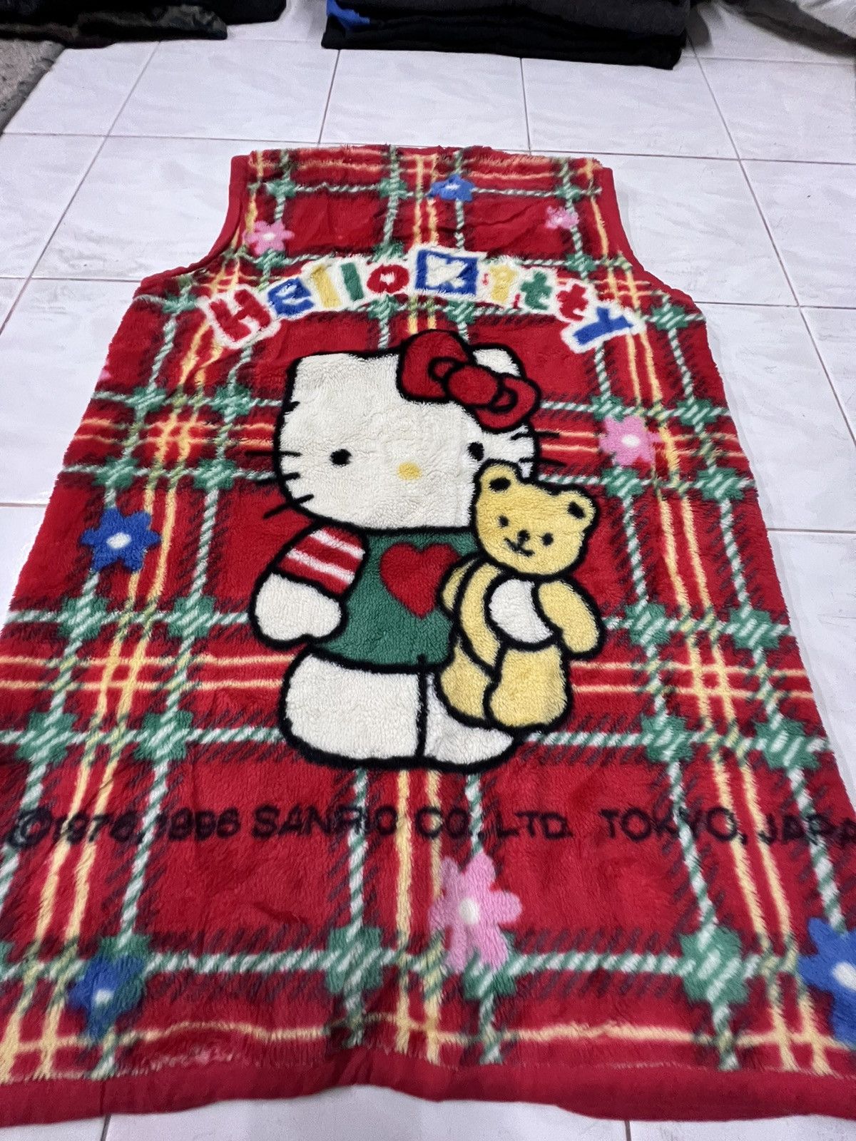 Cartoon Network 🔥 Vintage full print hello kitty by sanrio co. Ltd Size M / US 6-8 / IT 42-44 - 7 Thumbnail