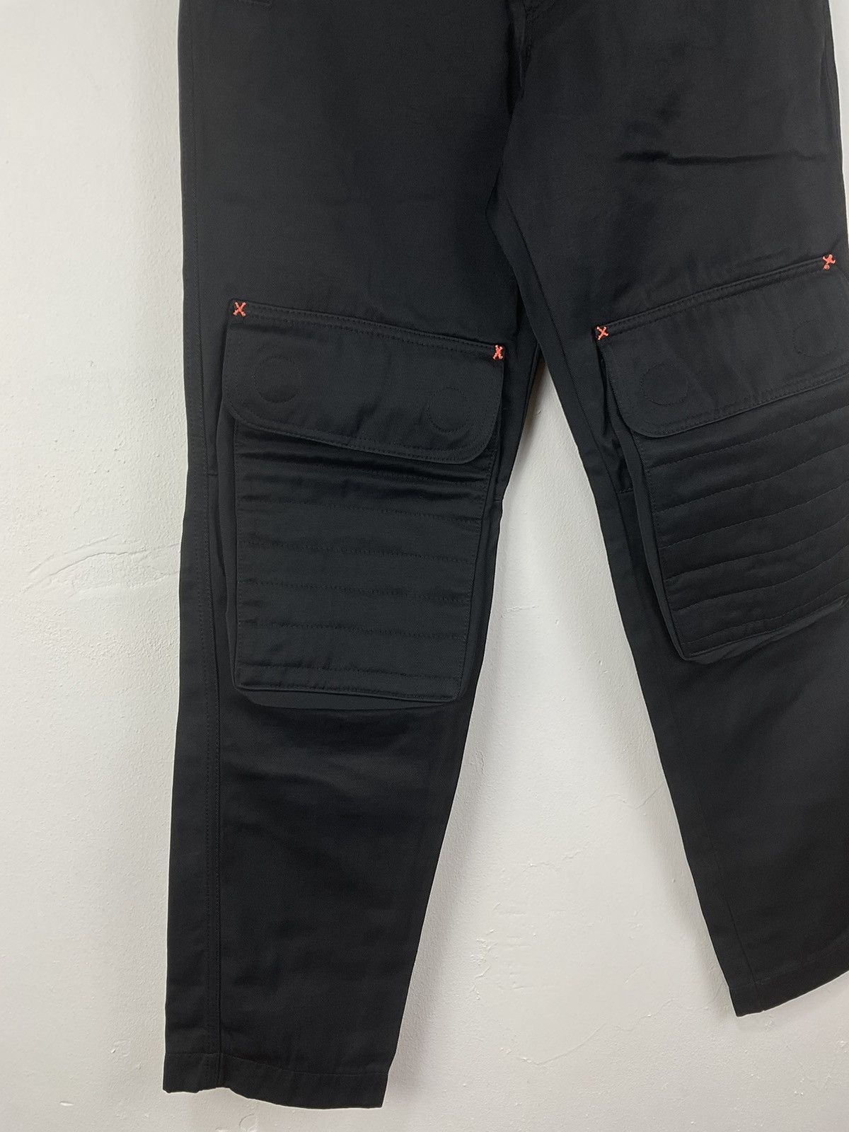 Walter Van Beirendonck Walter Van Beirendonck S/S'96 Knee Pad Pants Size US 28 / EU 44 - 4 Thumbnail