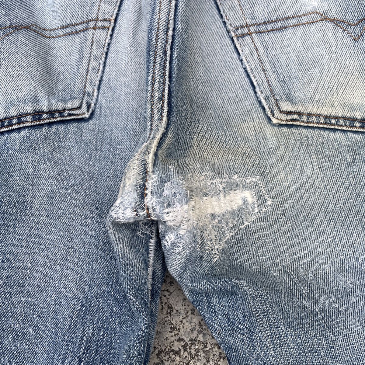 Diesel Vintage Diesel Industry Distressed Denim Jeans Size US 28 / EU 44 - 11 Thumbnail