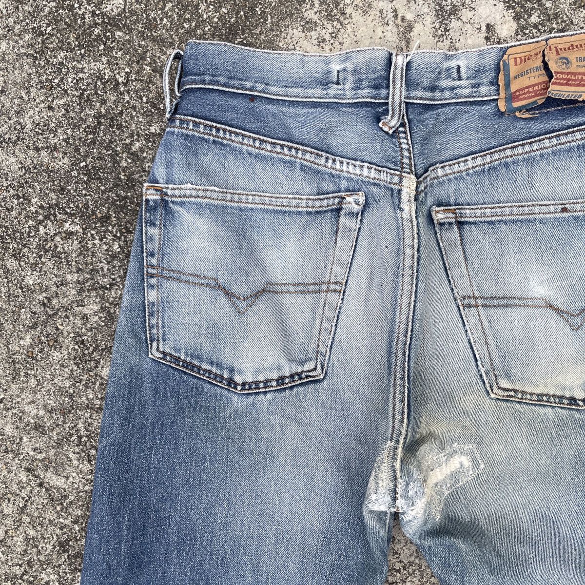 Diesel Vintage Diesel Industry Distressed Denim Jeans Size US 28 / EU 44 - 9 Thumbnail