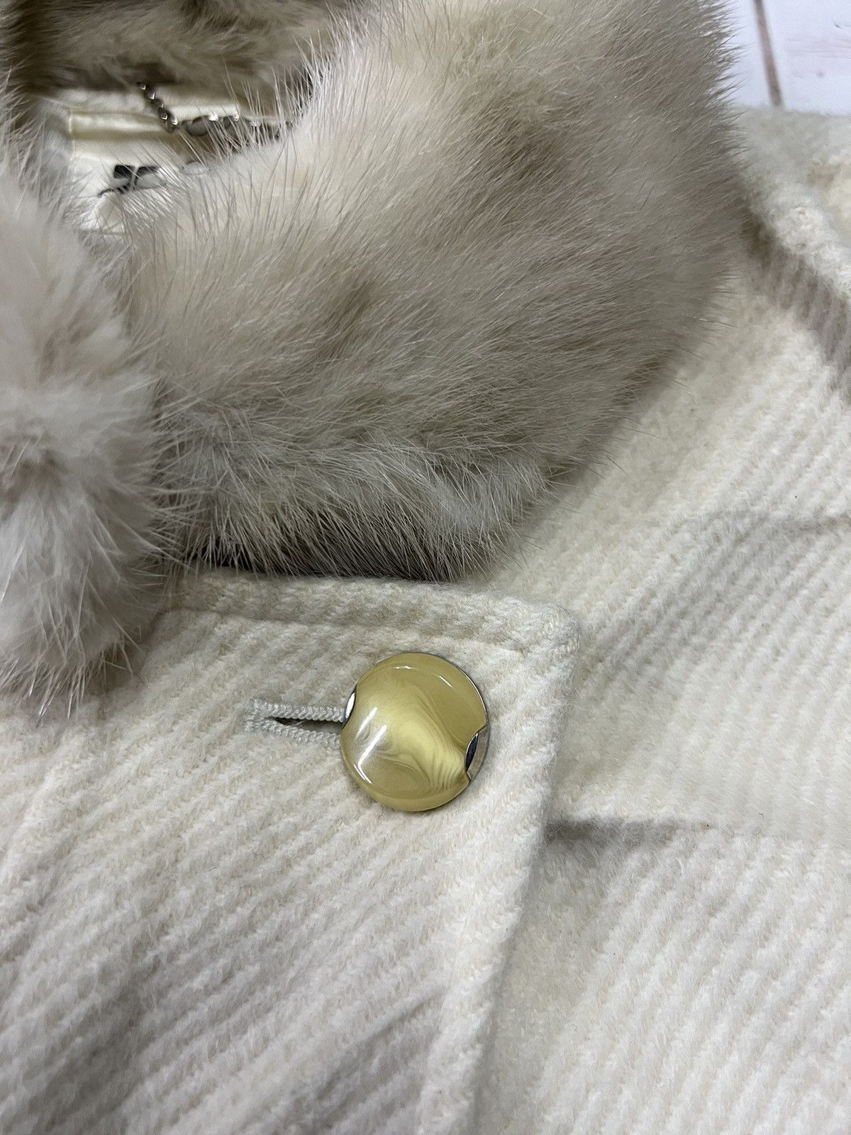 Courreges Courreges paris luxury designer fur Collar womenswear Size M / US 6-8 / IT 42-44 - 3 Thumbnail