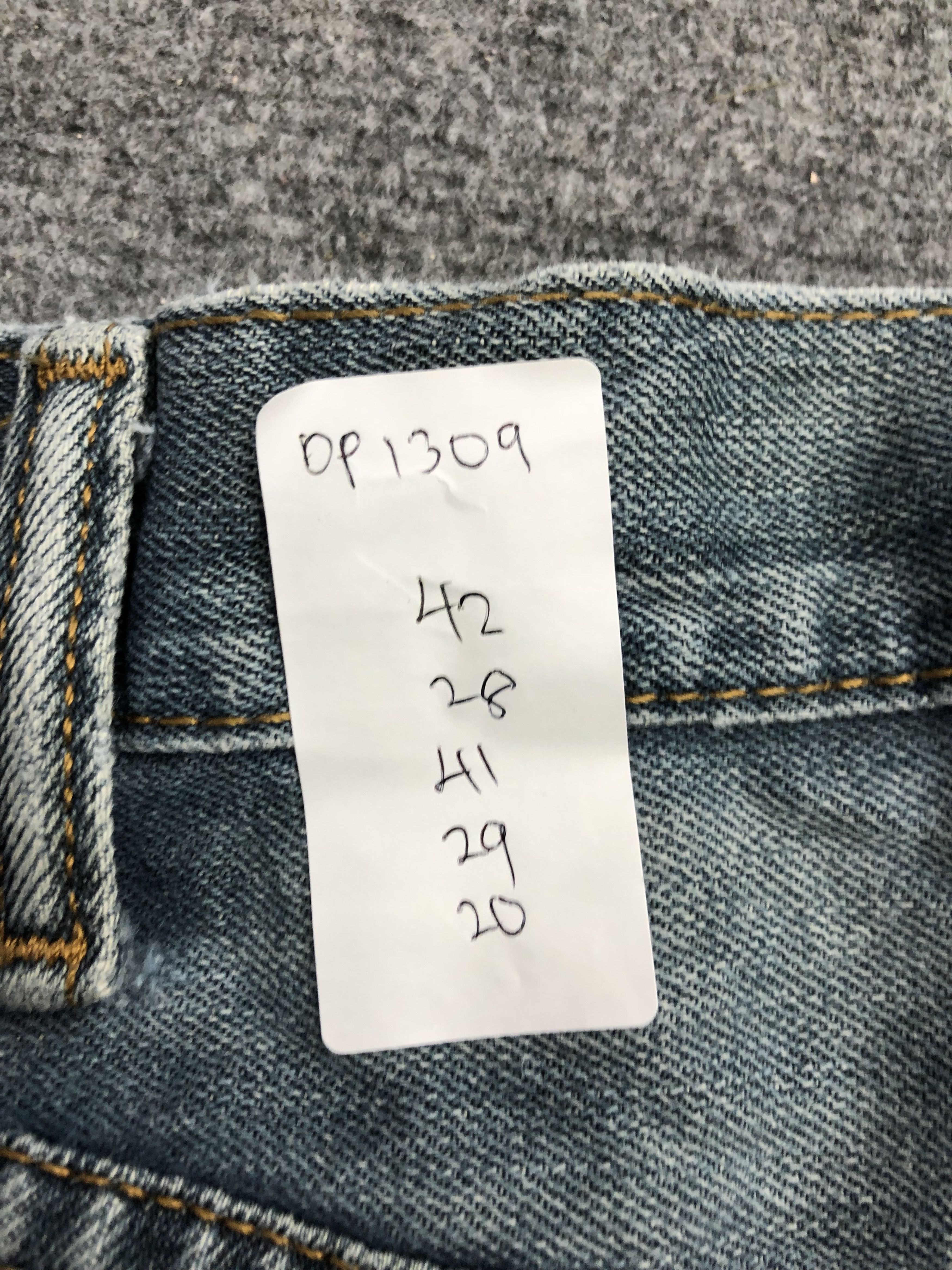 Levi's × Vintage Vintage Levis 559 Faded Blue Jeans Size US 42 / EU 58 - 14 Thumbnail
